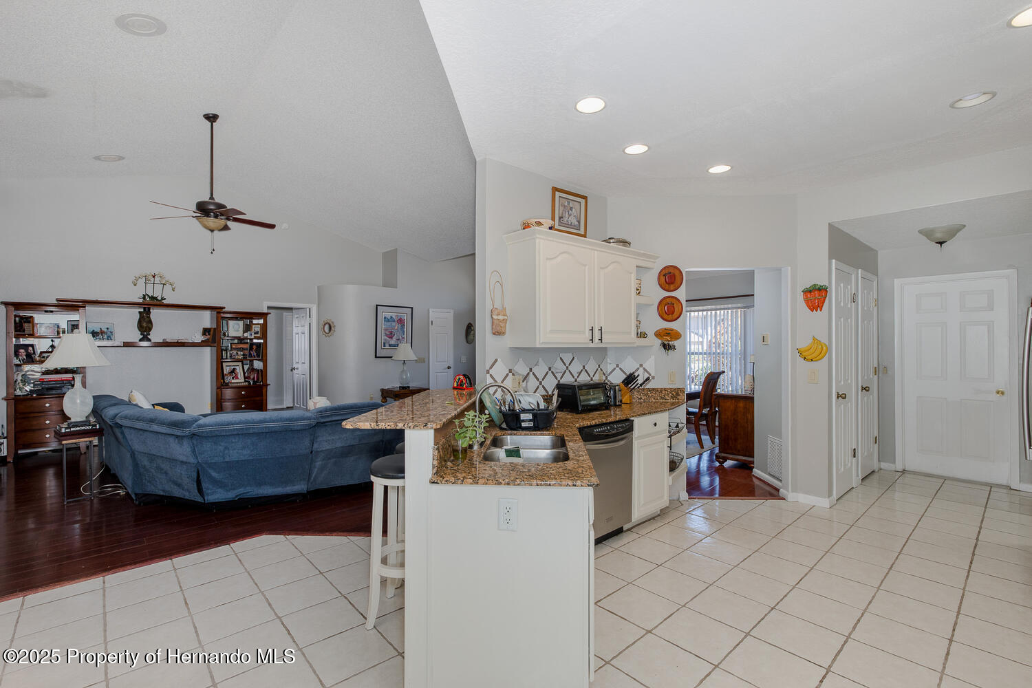 10372 Fairchild Road, Spring Hill, Florida image 24