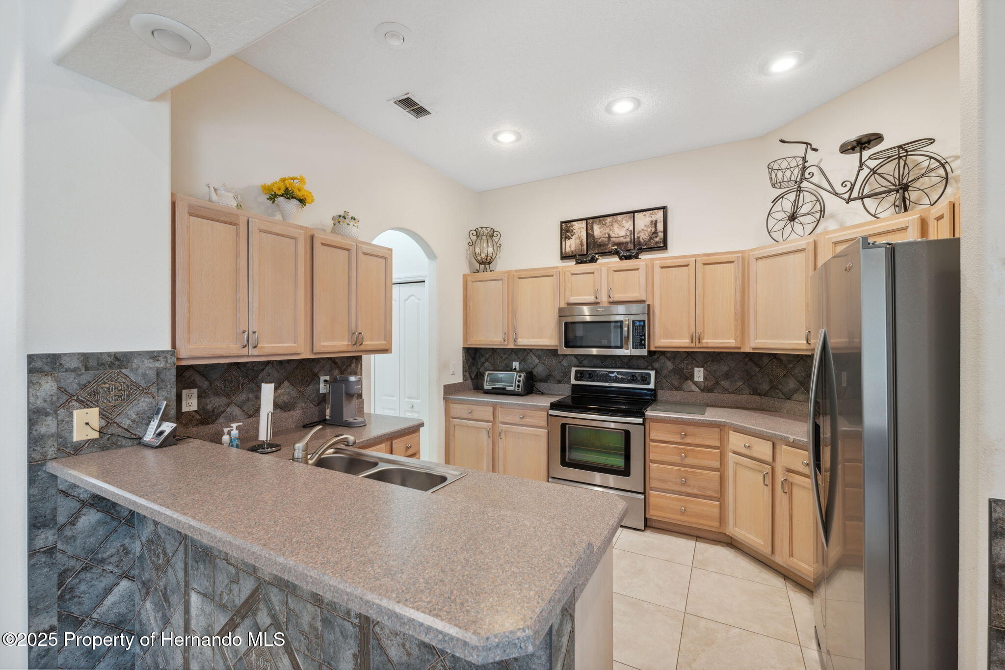 3400 Rosebay Court, Spring Hill, Florida image 16