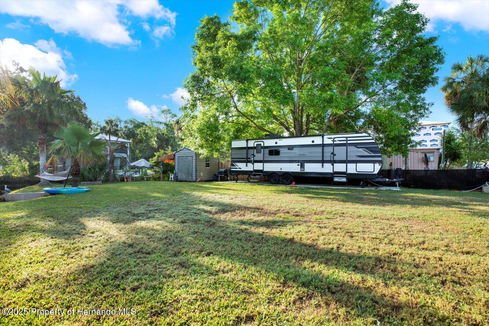 6220 Island Drive, Weeki Wachee, Florida image 7