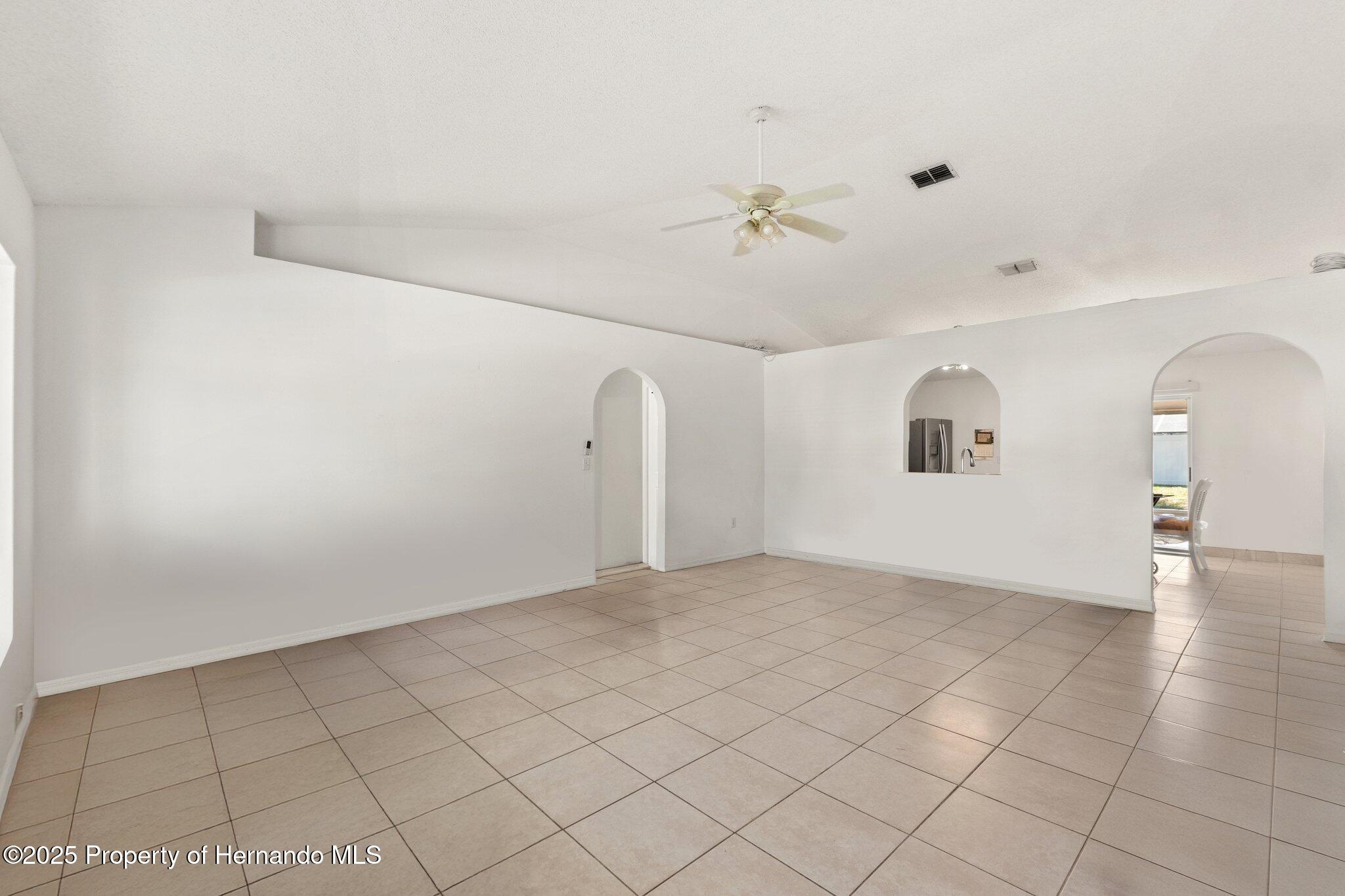 13935 Coronado Drive, Spring Hill, Florida image 8