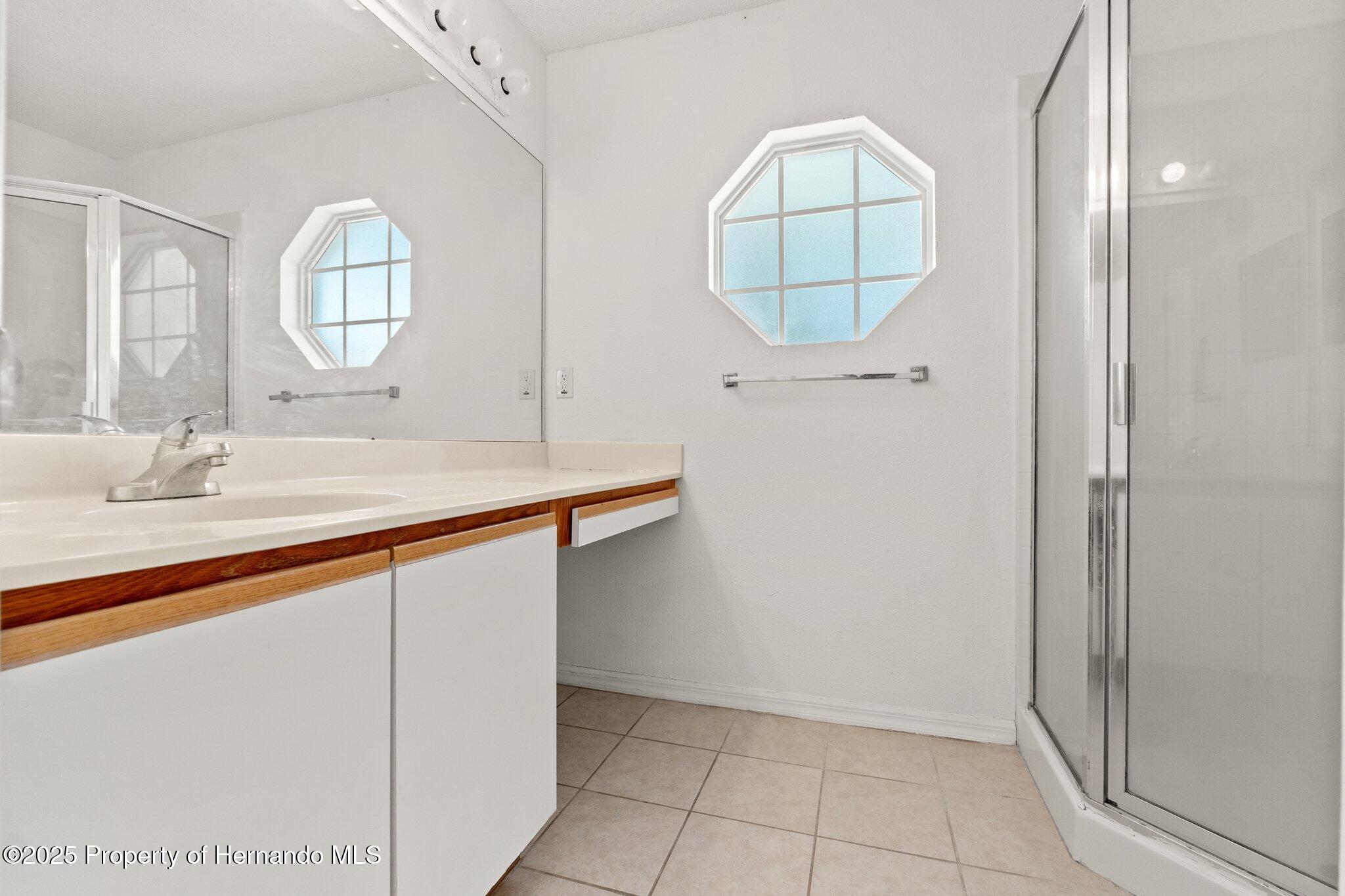 13935 Coronado Drive, Spring Hill, Florida image 16
