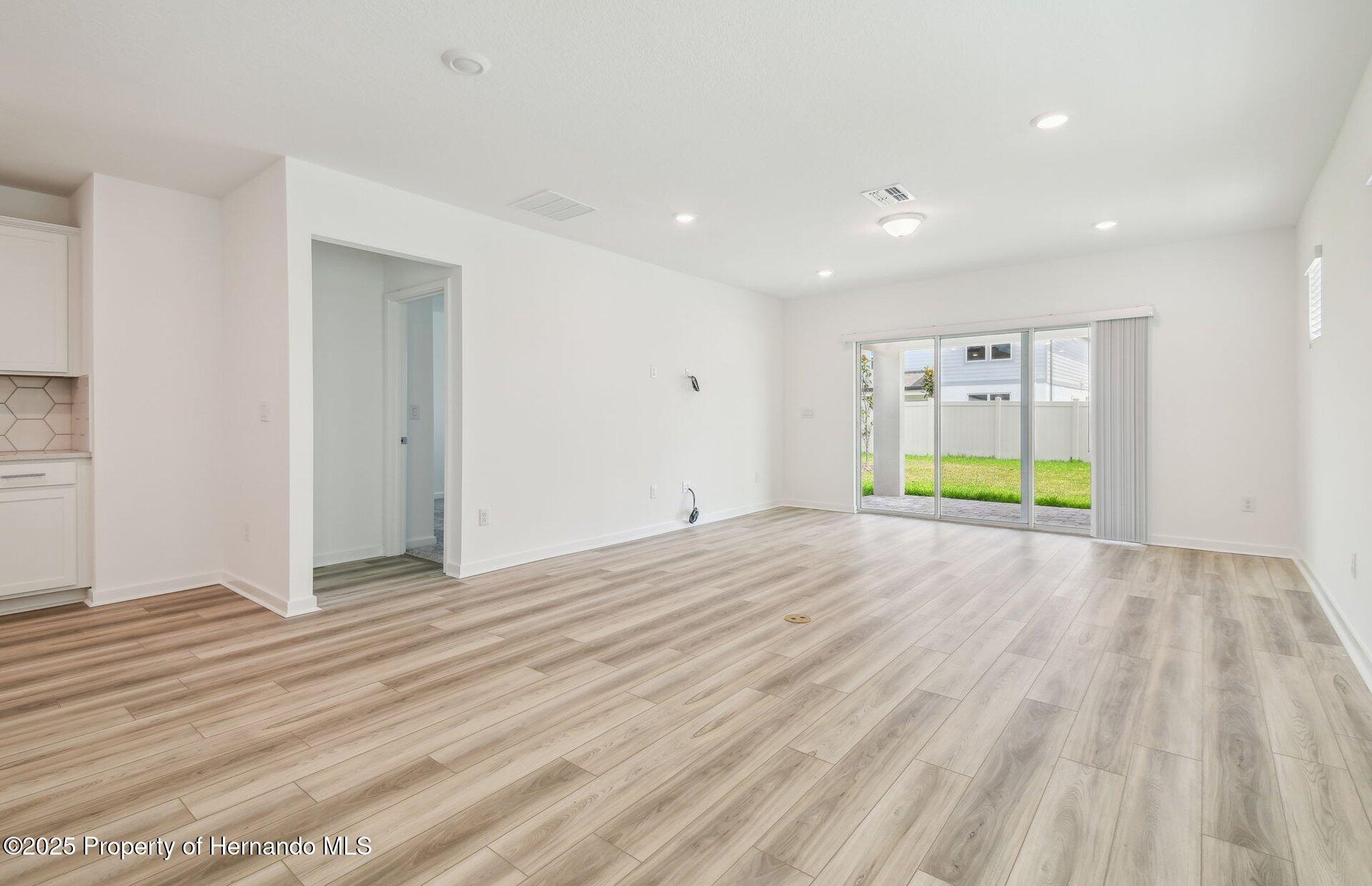 4210 Goldfoil Road, Spring Hill, Florida image 6