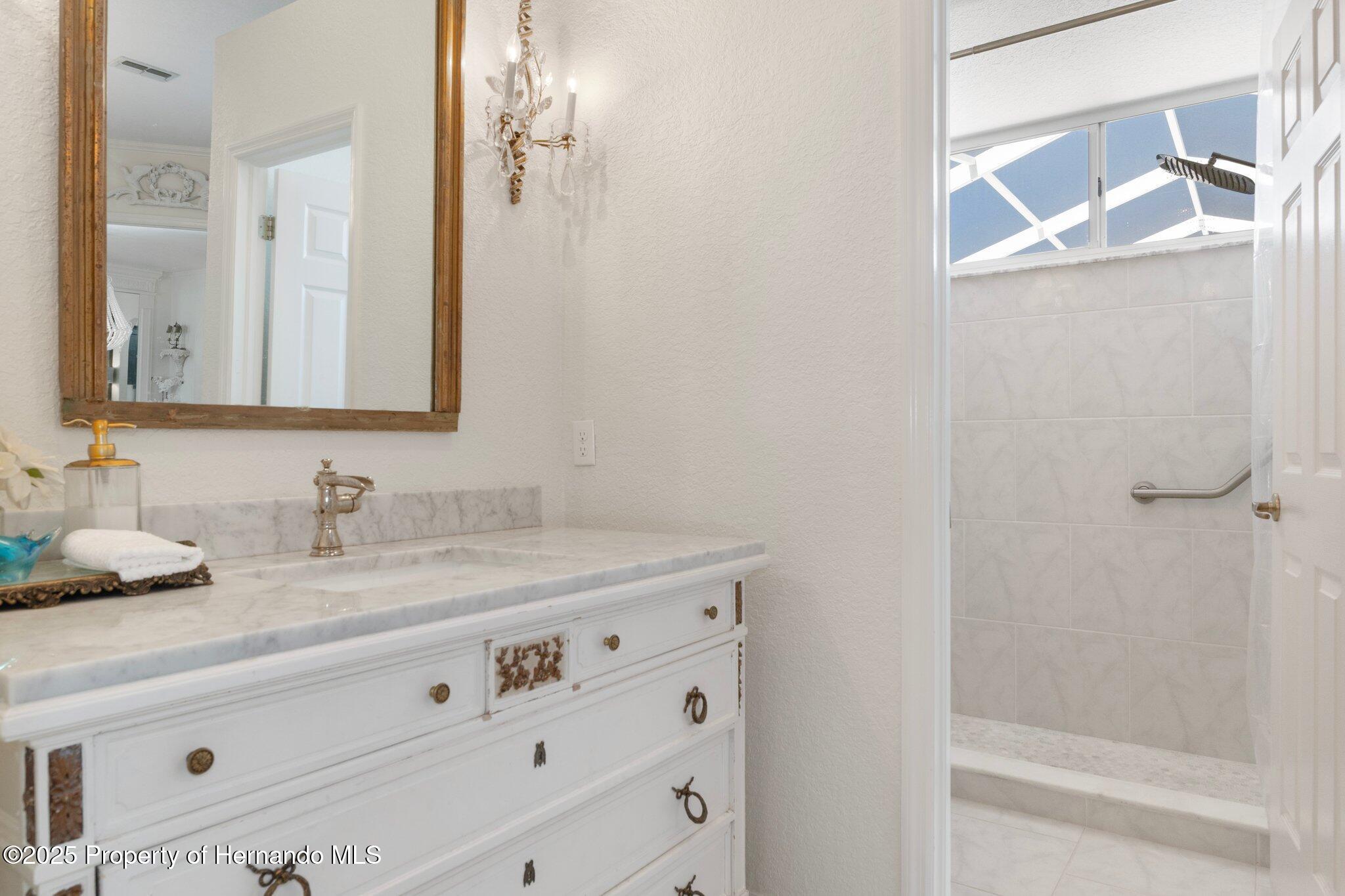 9400 New Orleans Dr, Weeki Wachee, Florida image 30