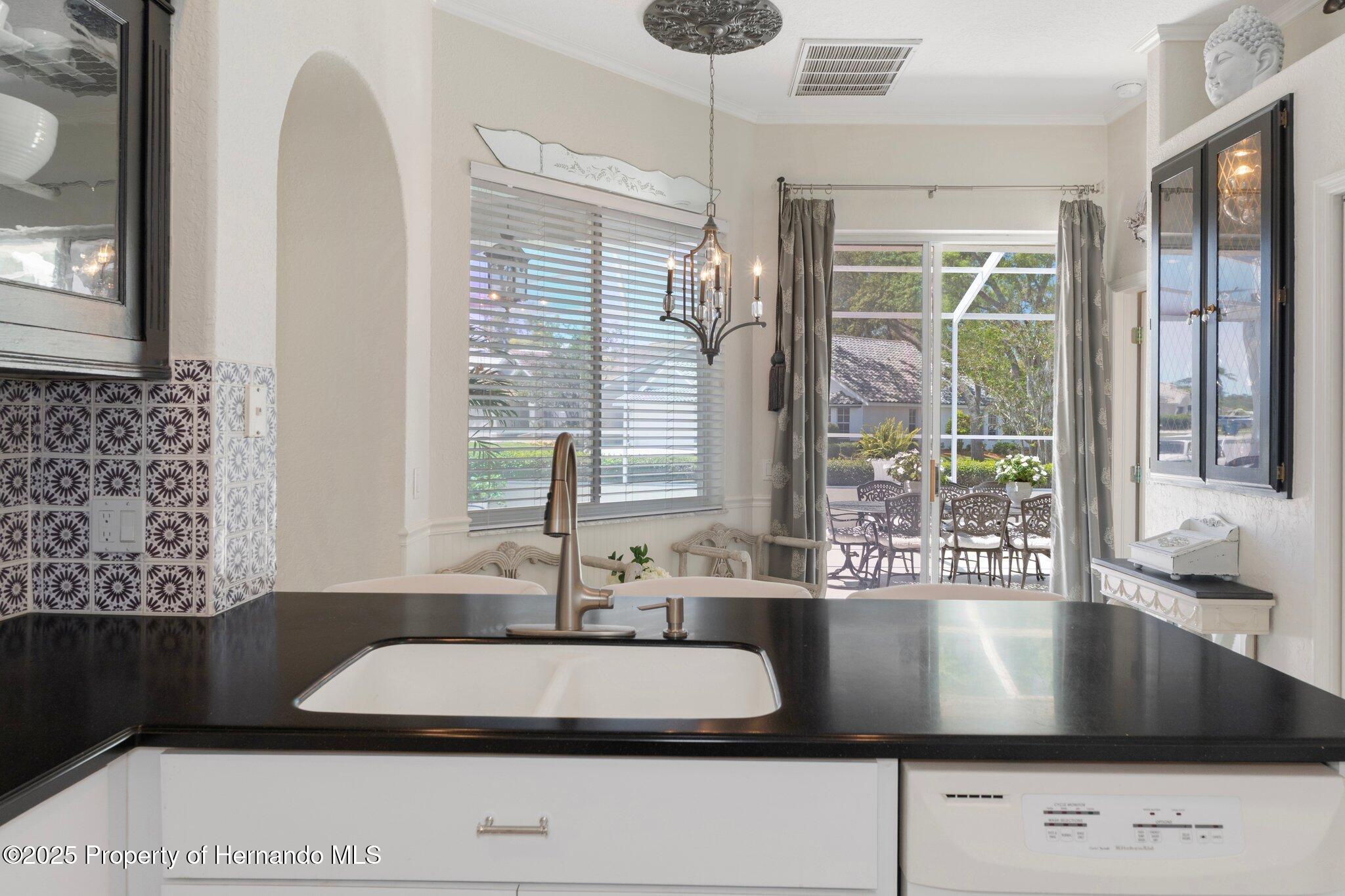 9400 New Orleans Dr, Weeki Wachee, Florida image 16