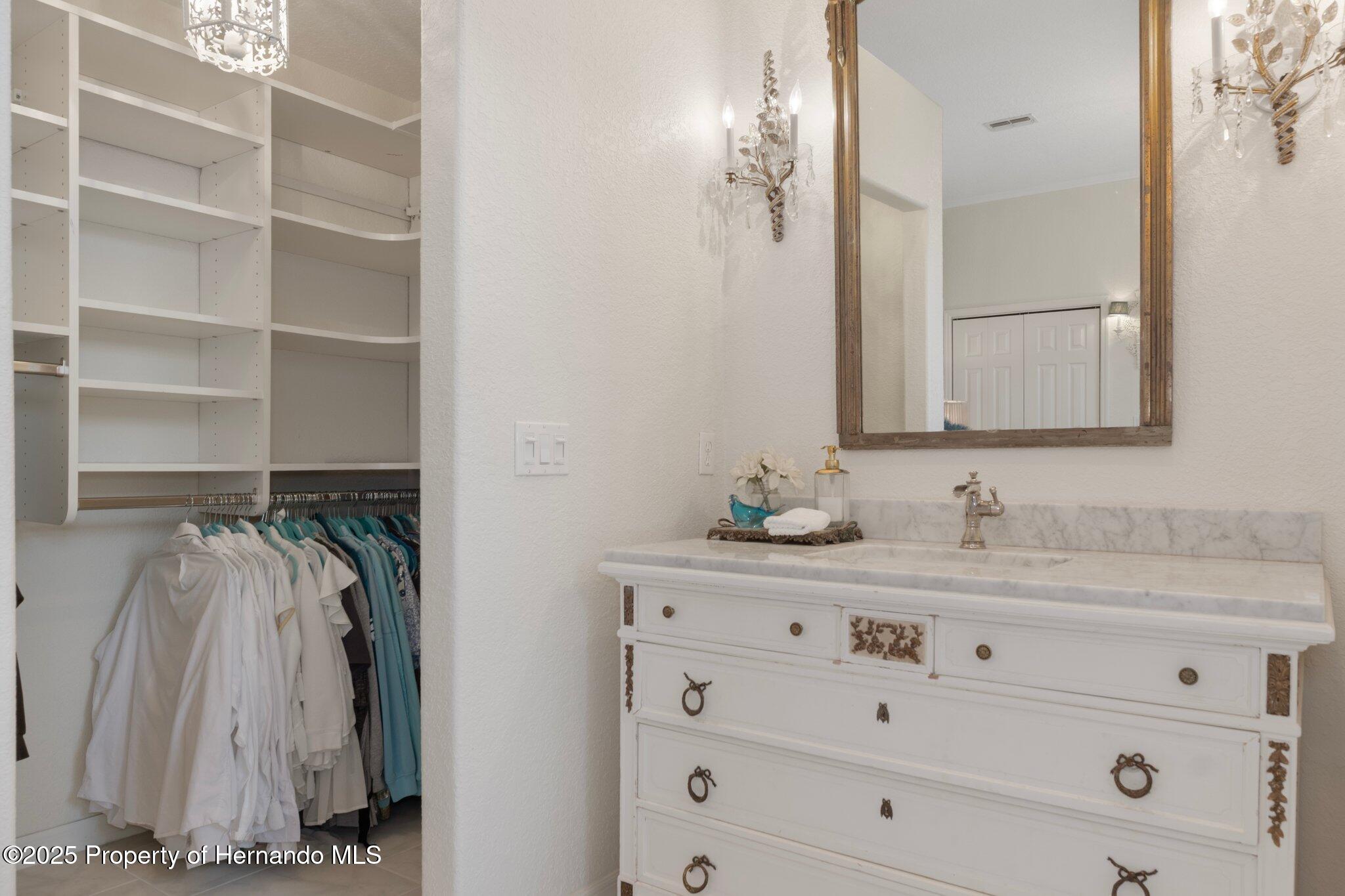9400 New Orleans Dr, Weeki Wachee, Florida image 31