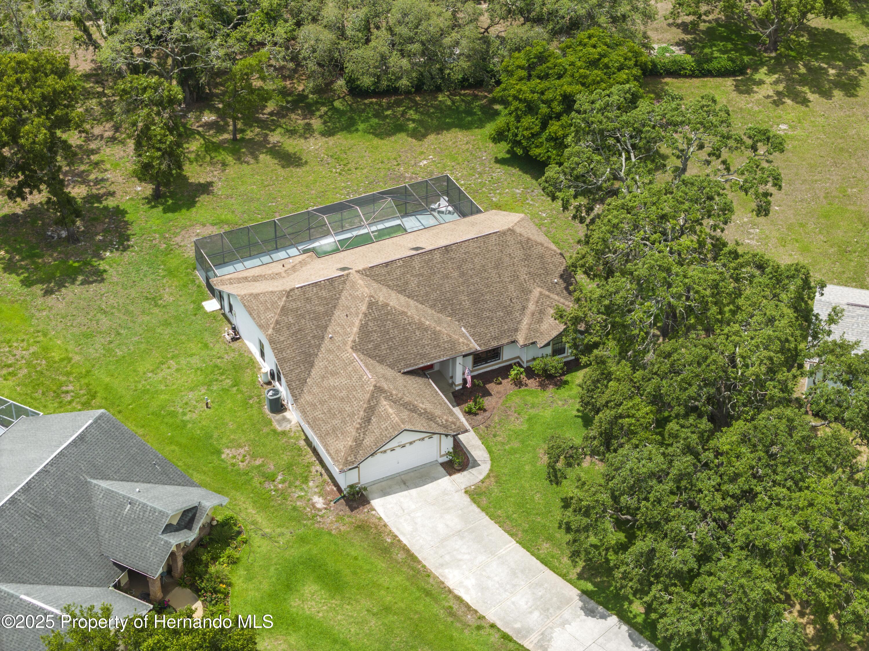 206 Forest Wood Court, Spring Hill, Florida image 9