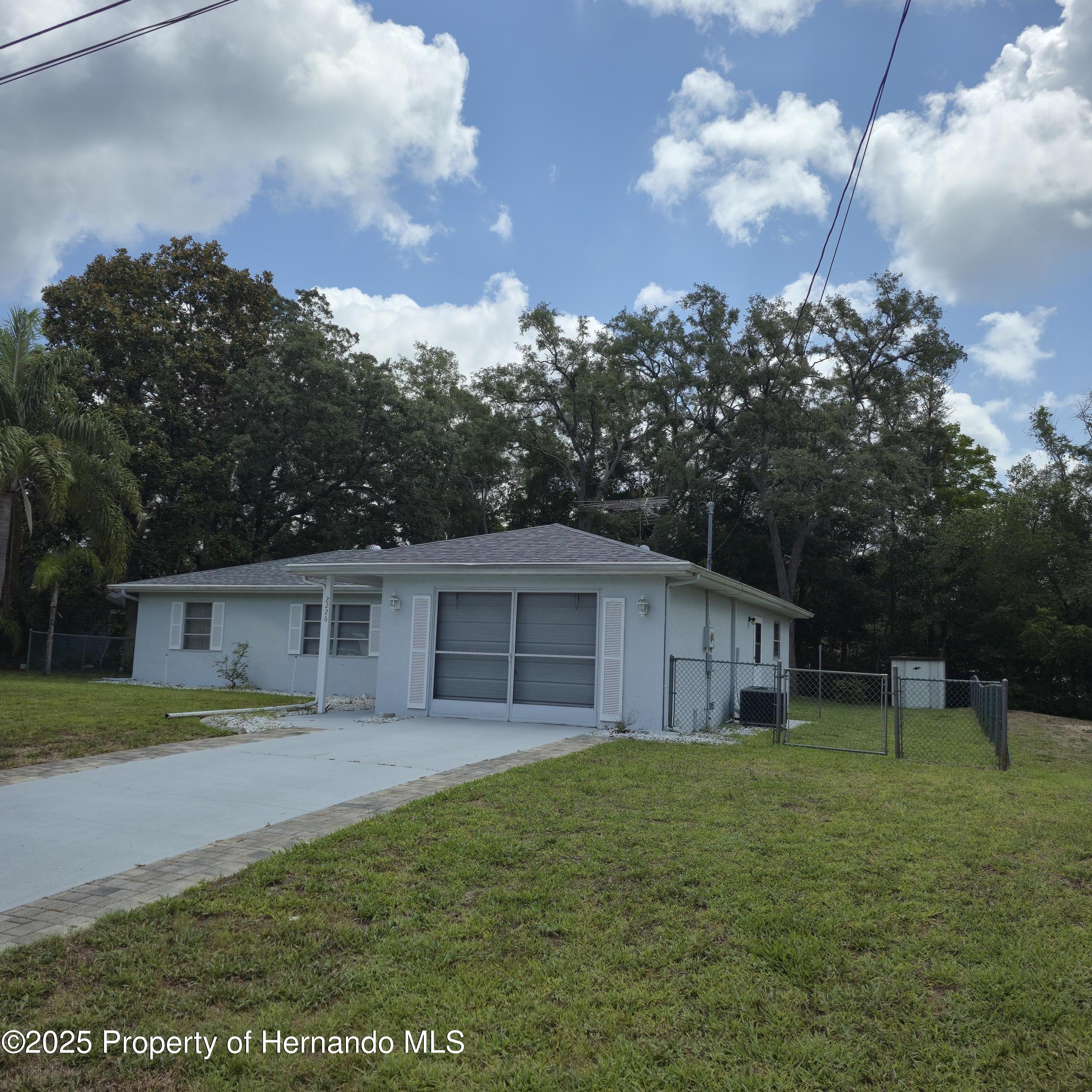 2226 Giralda Avenue, Spring Hill, Florida image 2