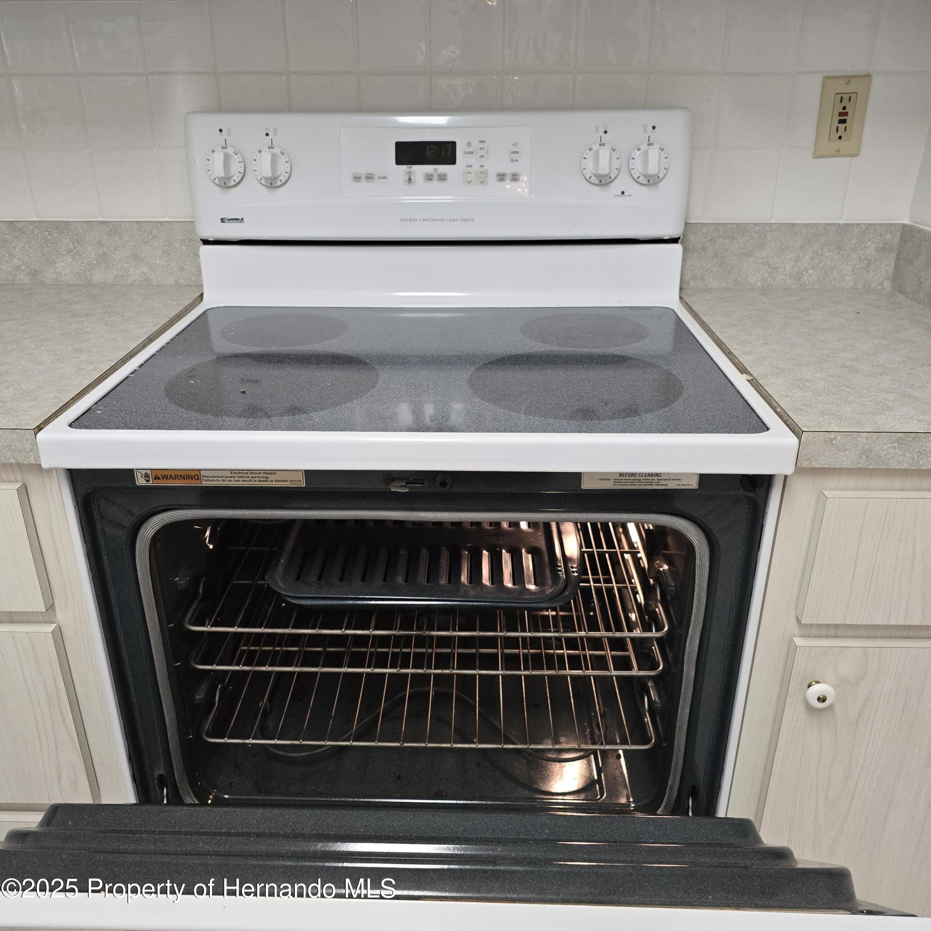 2226 Giralda Avenue, Spring Hill, Florida image 14