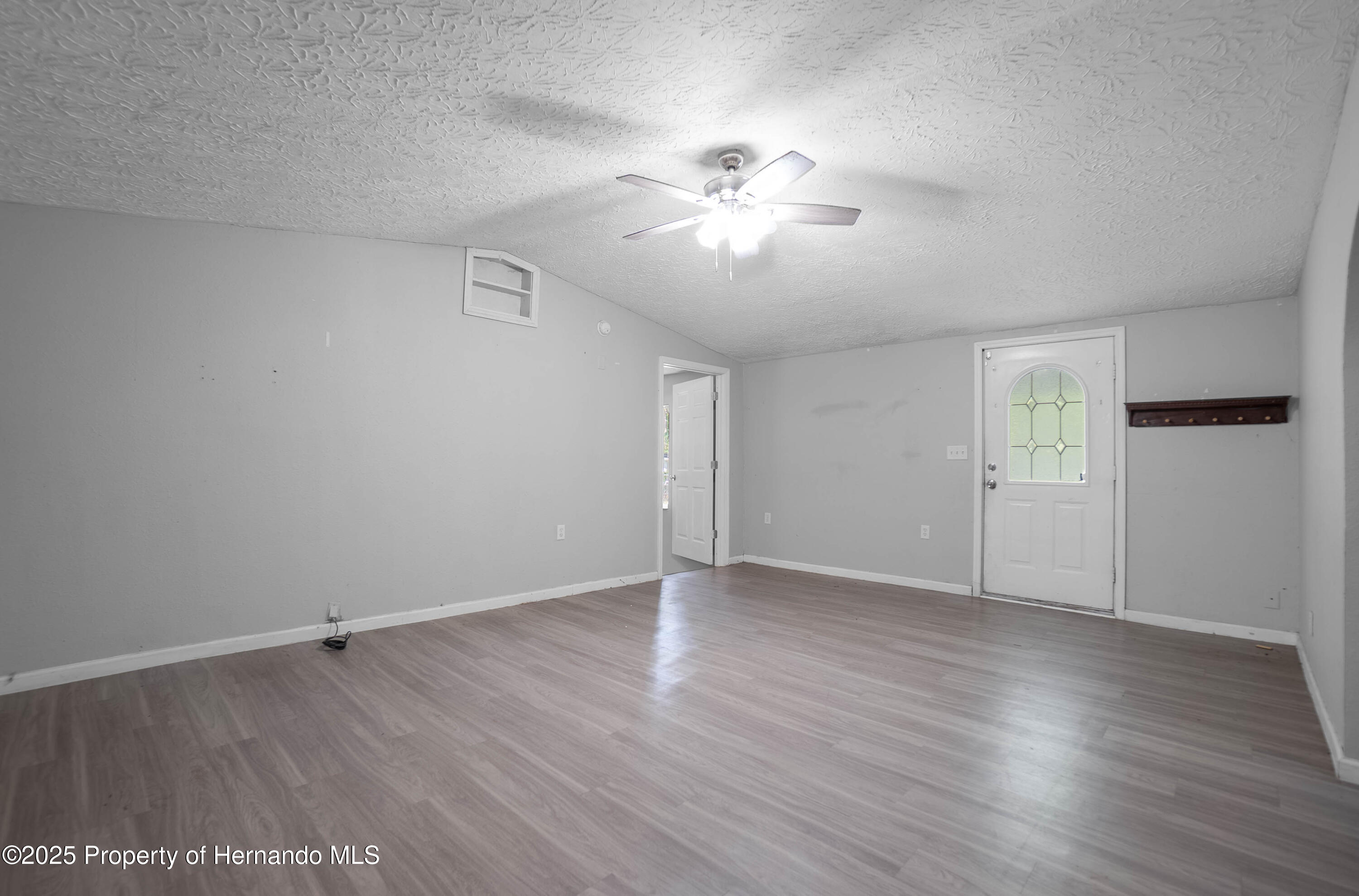 7211 Sunnyside Drive, Brooksville, Florida image 7