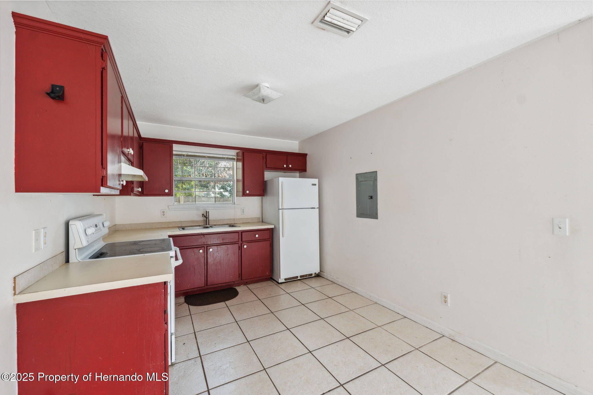 4741 6th Street, Zephyrhills, Florida image 34