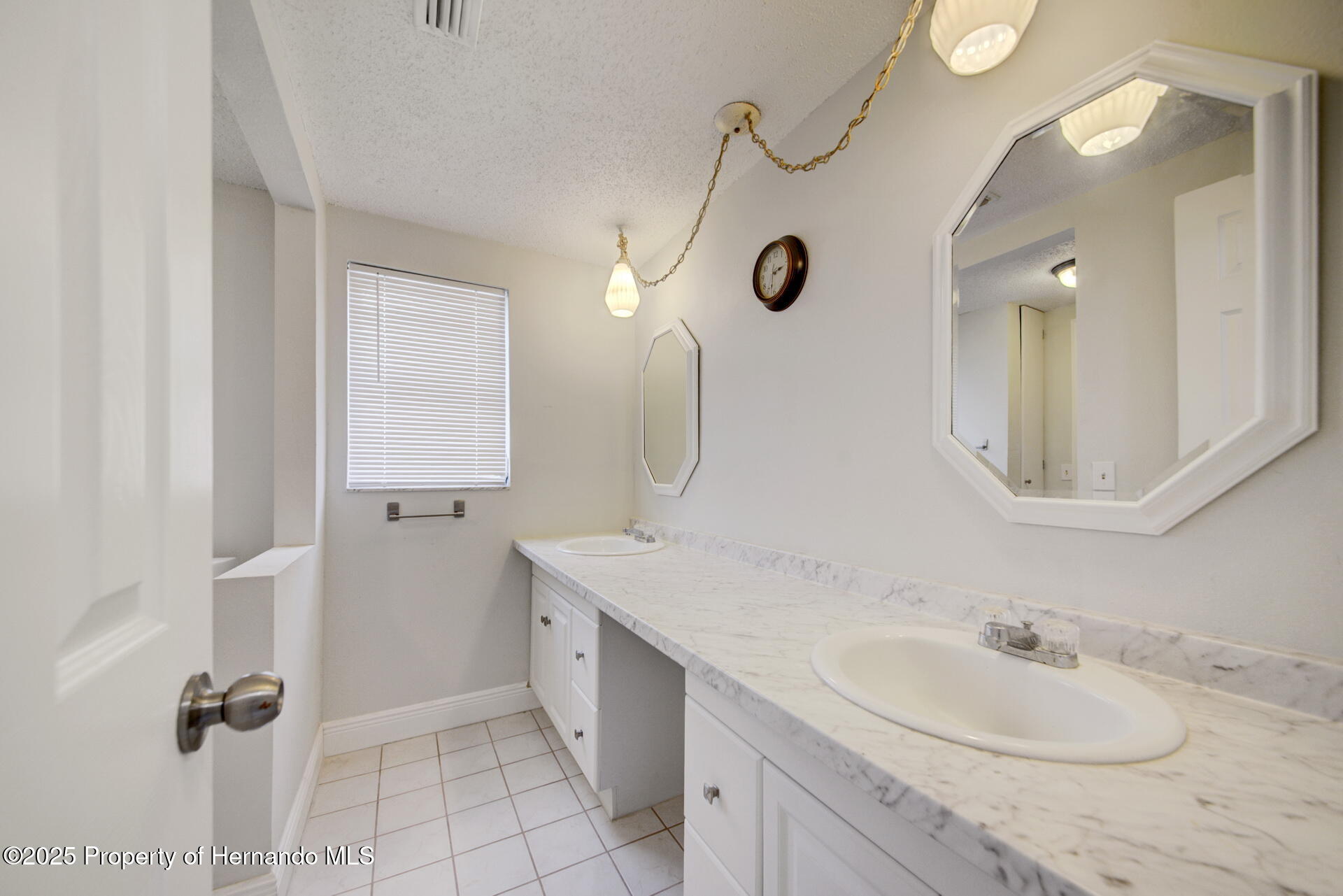 6231 Westport Drive, Port Richey, Florida image 34