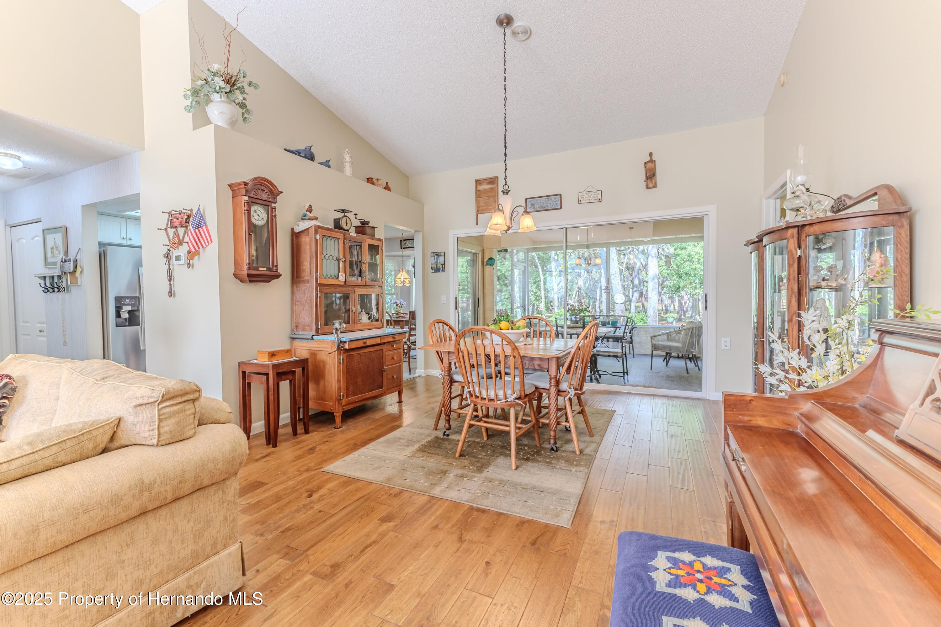 3013 Appleblossom Trail, Spring Hill, Florida image 20