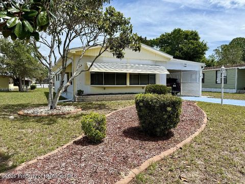 Mobile Home For Sale - 8144 Ridge Dale Ave<br/> Spring Hill, FL 34613