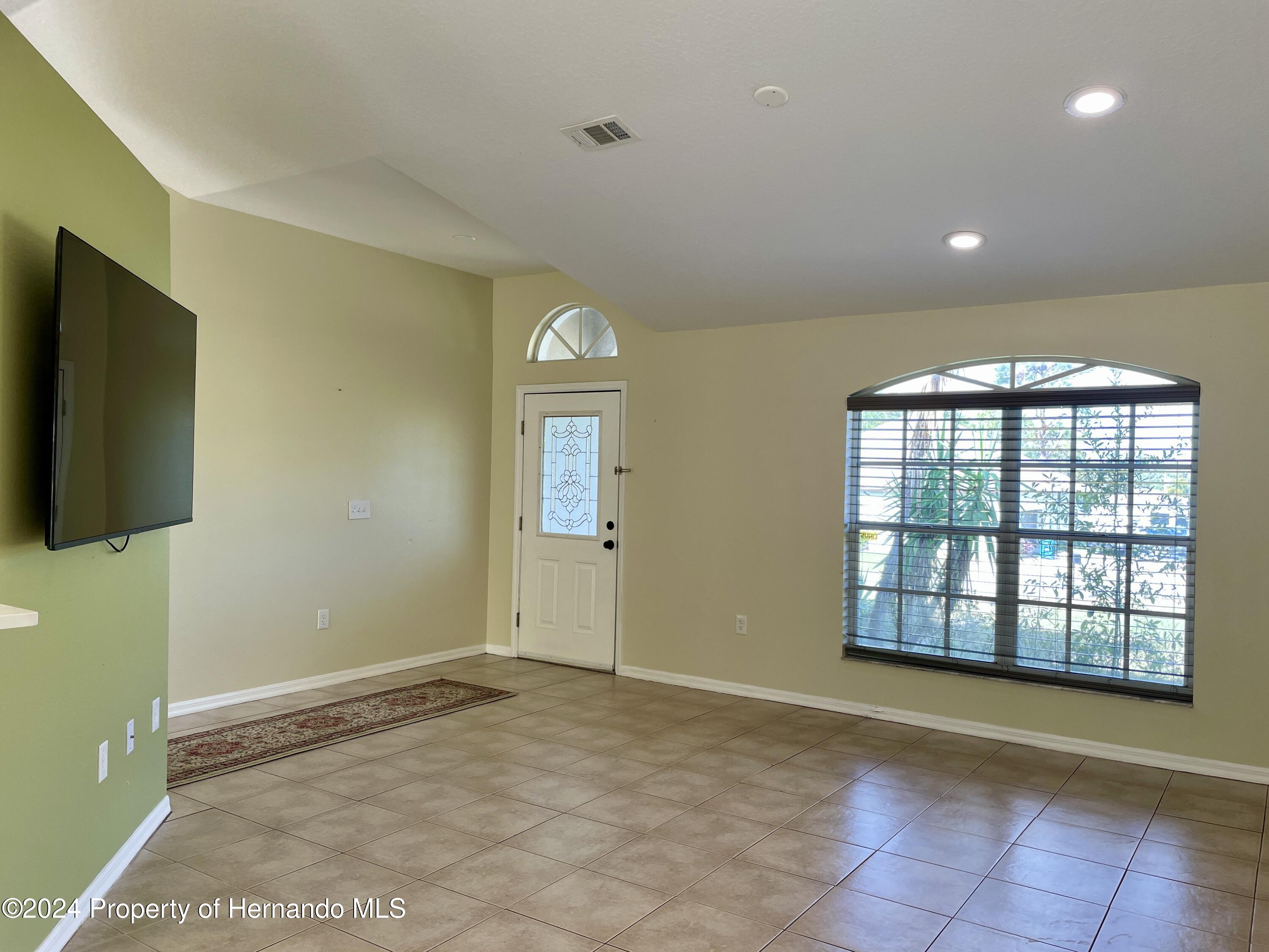 10448 Canary Avenue, Weeki Wachee, Florida image 34