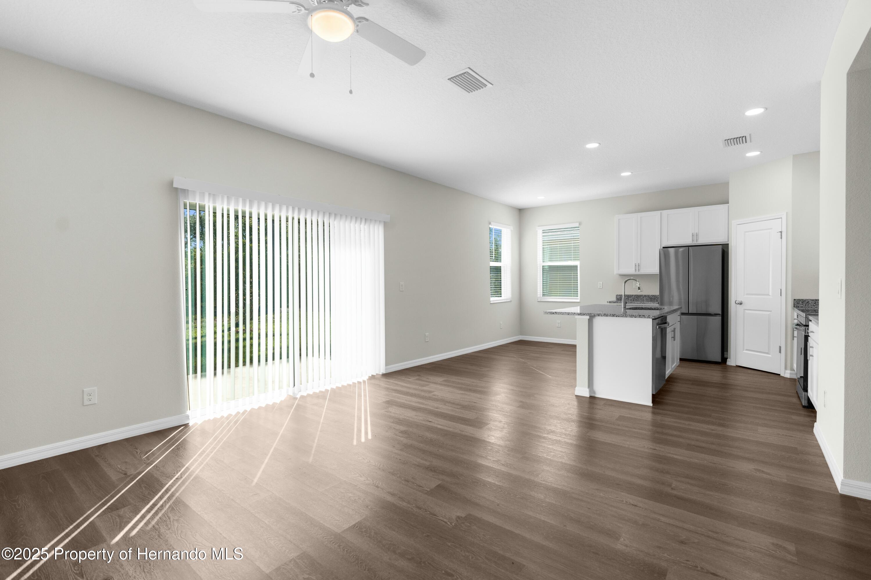 9062 Wade Street, Weeki Wachee, Florida image 5