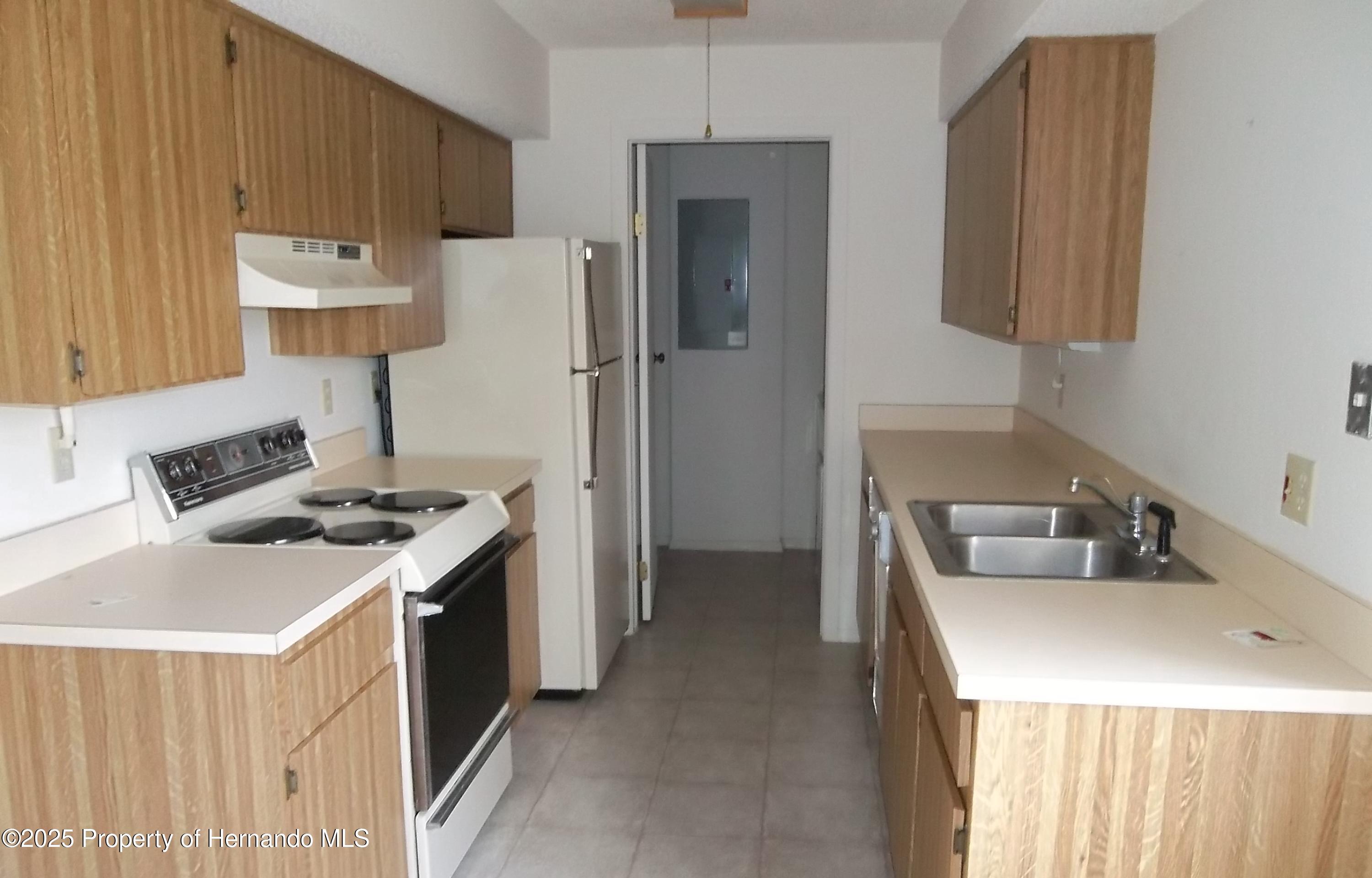 7600 St Andrews Boulevard, Weeki Wachee, Florida image 2