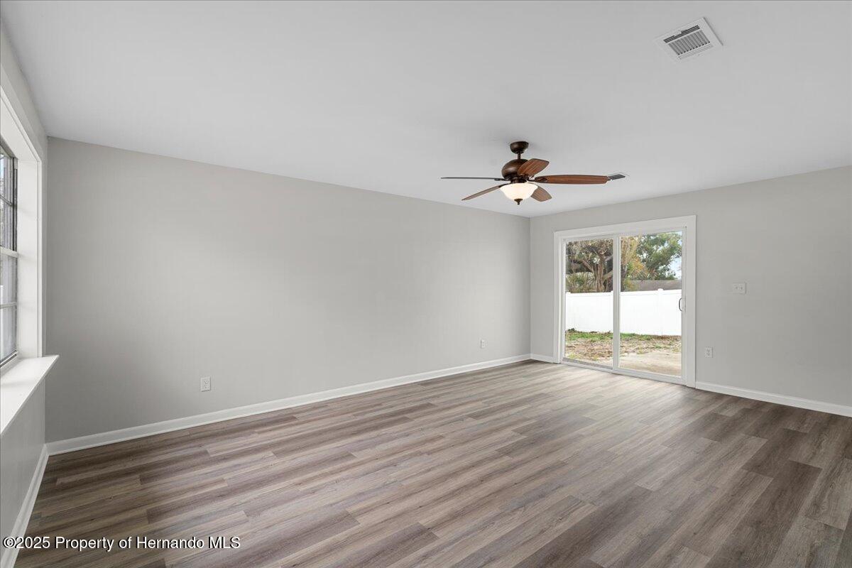 6358 Dakota Drive, Brooksville, Florida image 22