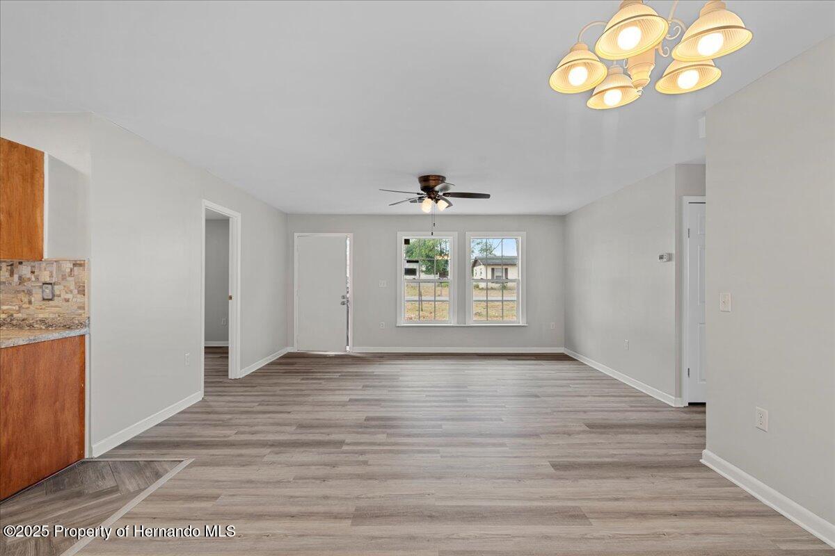 6358 Dakota Drive, Brooksville, Florida image 10