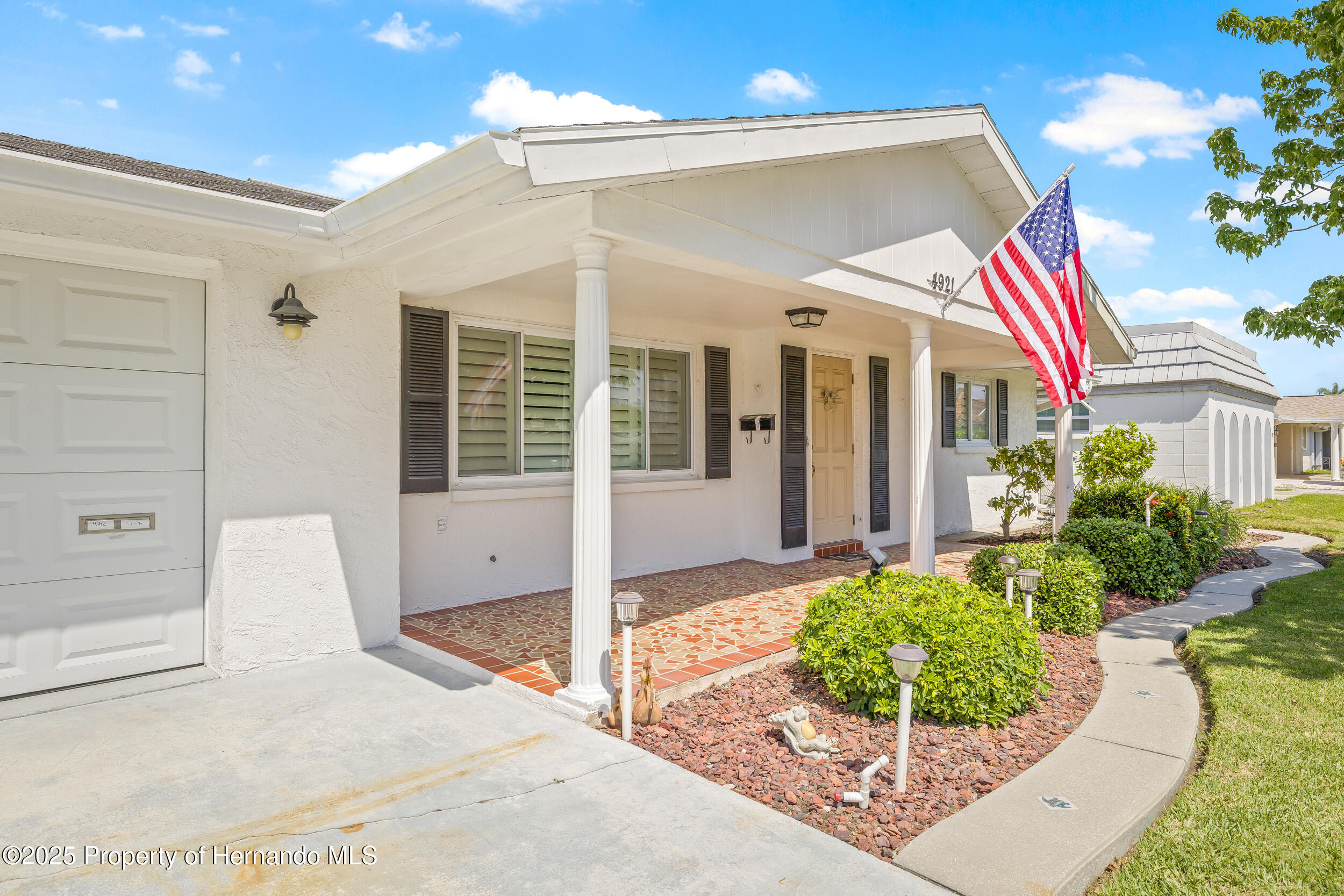 4921 Shell Stream Boulevard, New Port Richey, Florida image 7