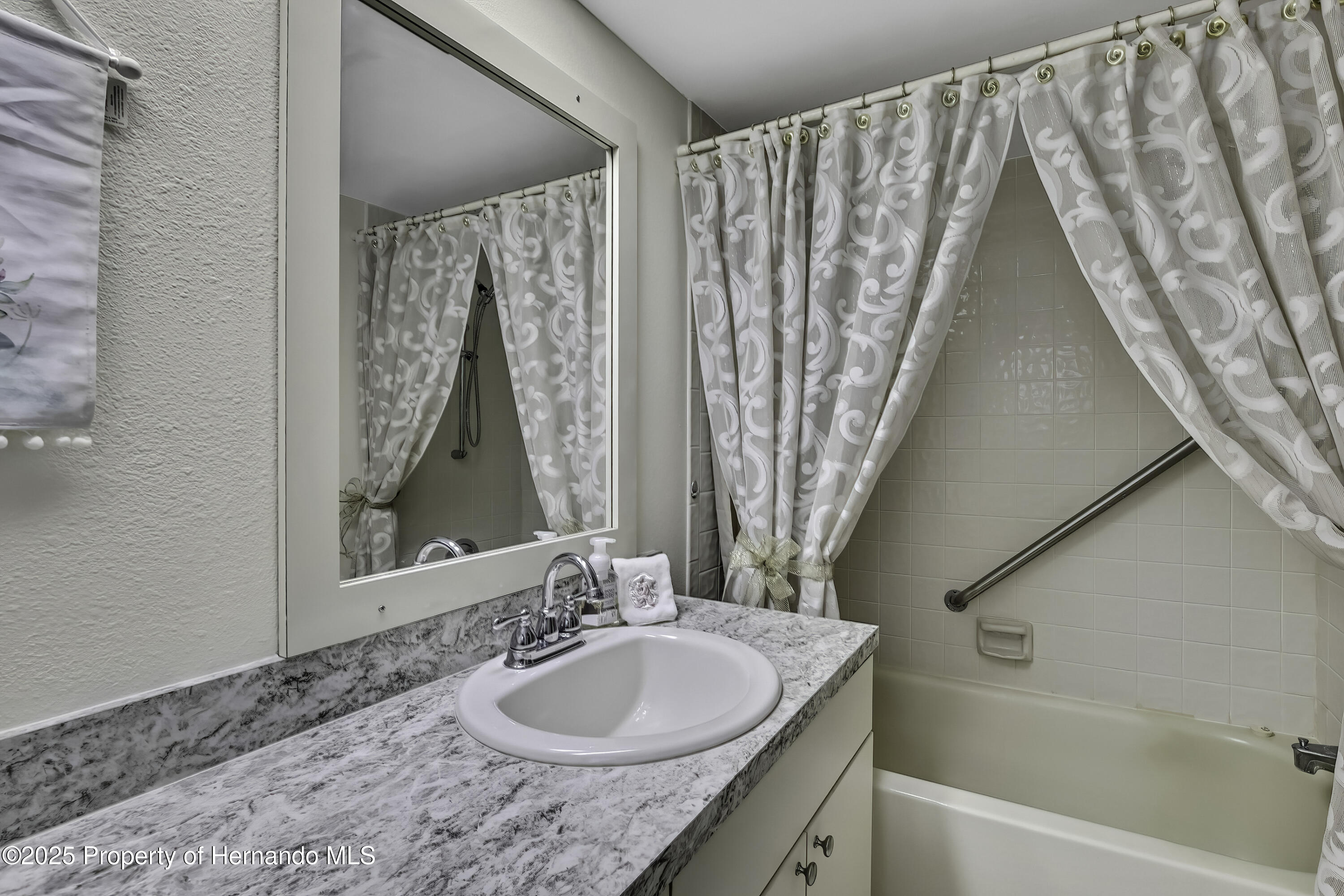 12722 Oak Tree Drive, Hudson, Florida image 15