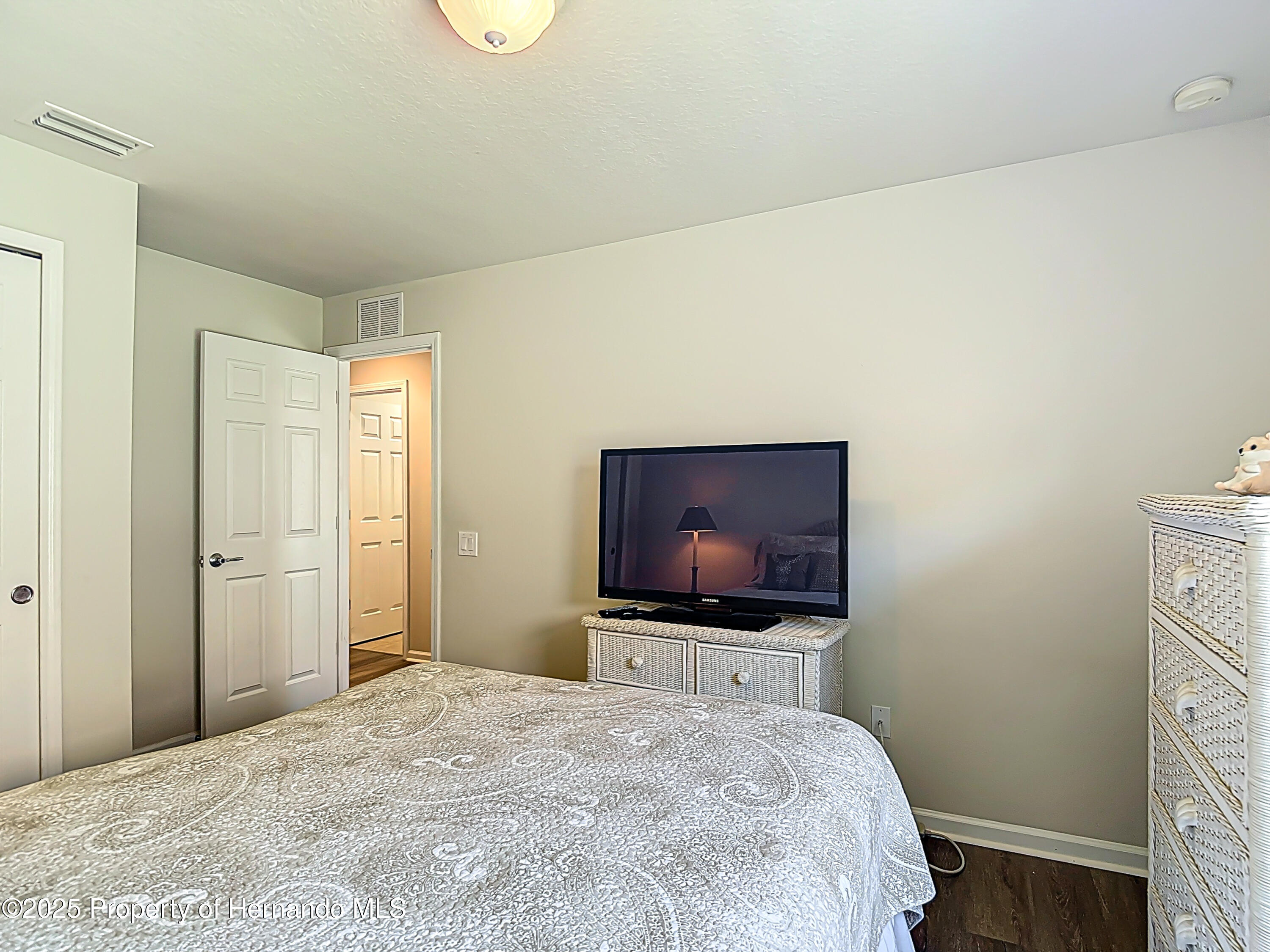 1082 Nodding Shade Drive, Brooksville, Florida image 29