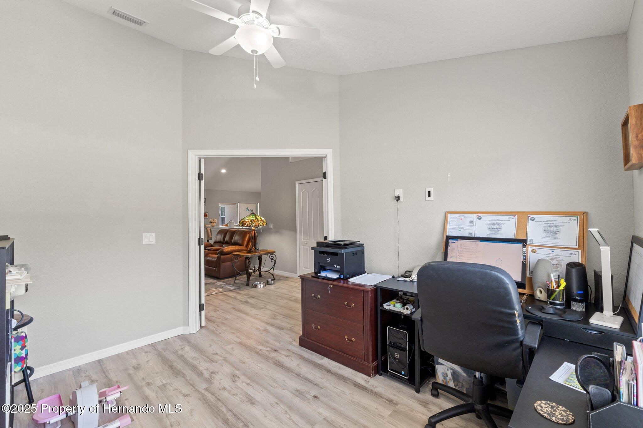 11440 Linnet Road, Weeki Wachee, Florida image 42