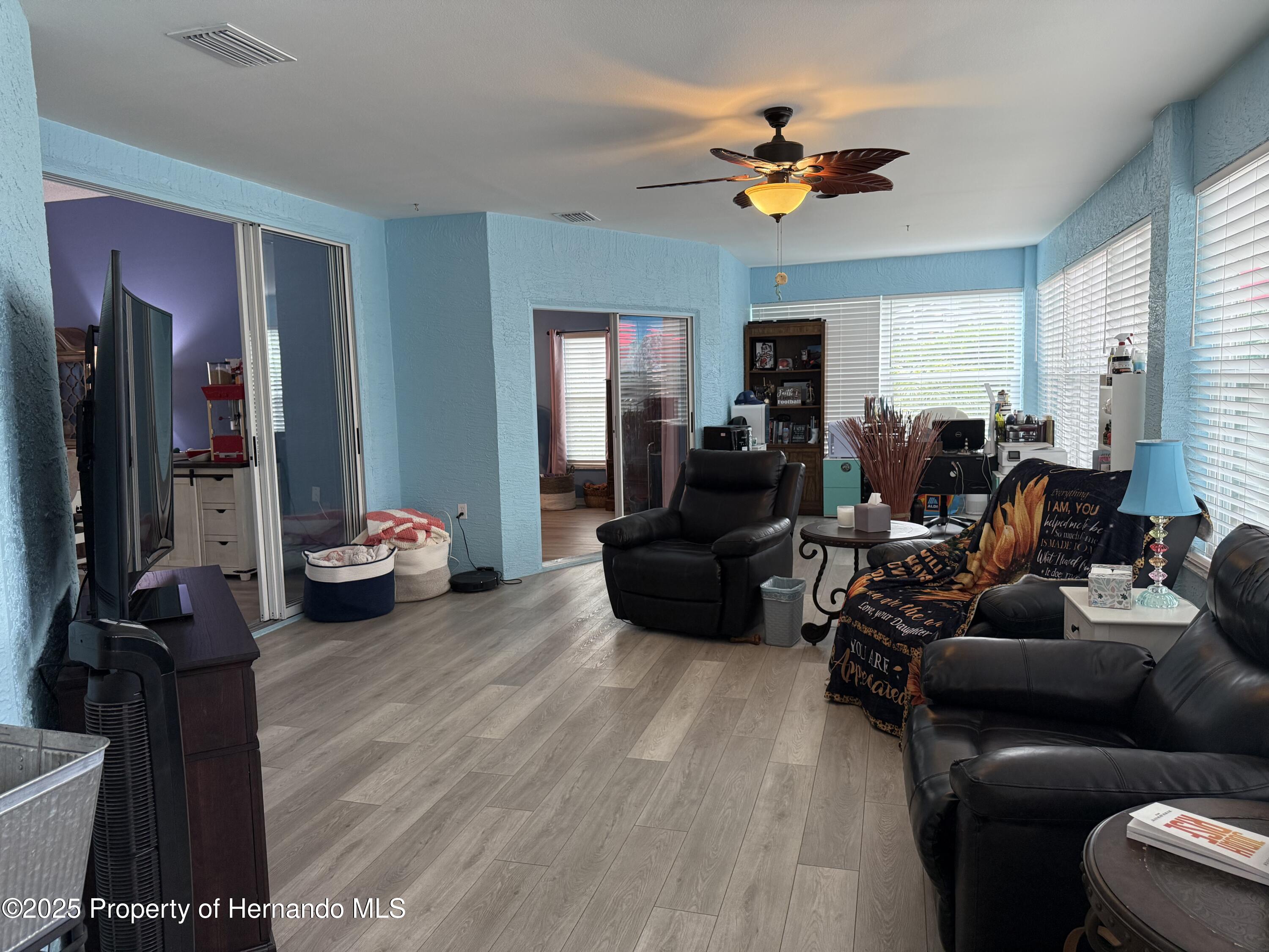 2069 Overbrook Lane, Spring Hill, Florida image 11