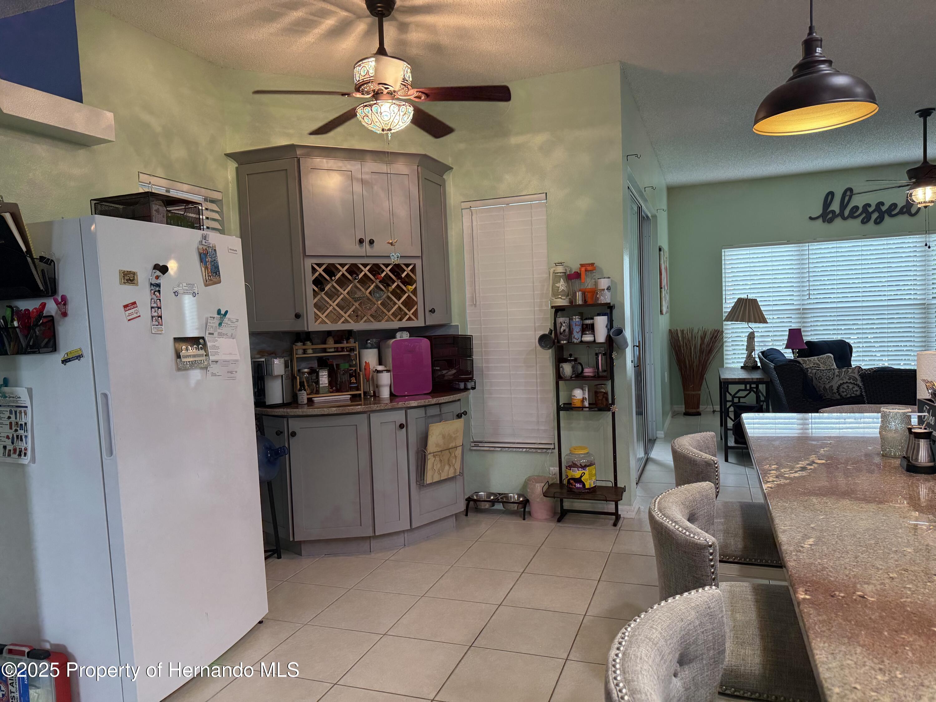 2069 Overbrook Lane, Spring Hill, Florida image 8