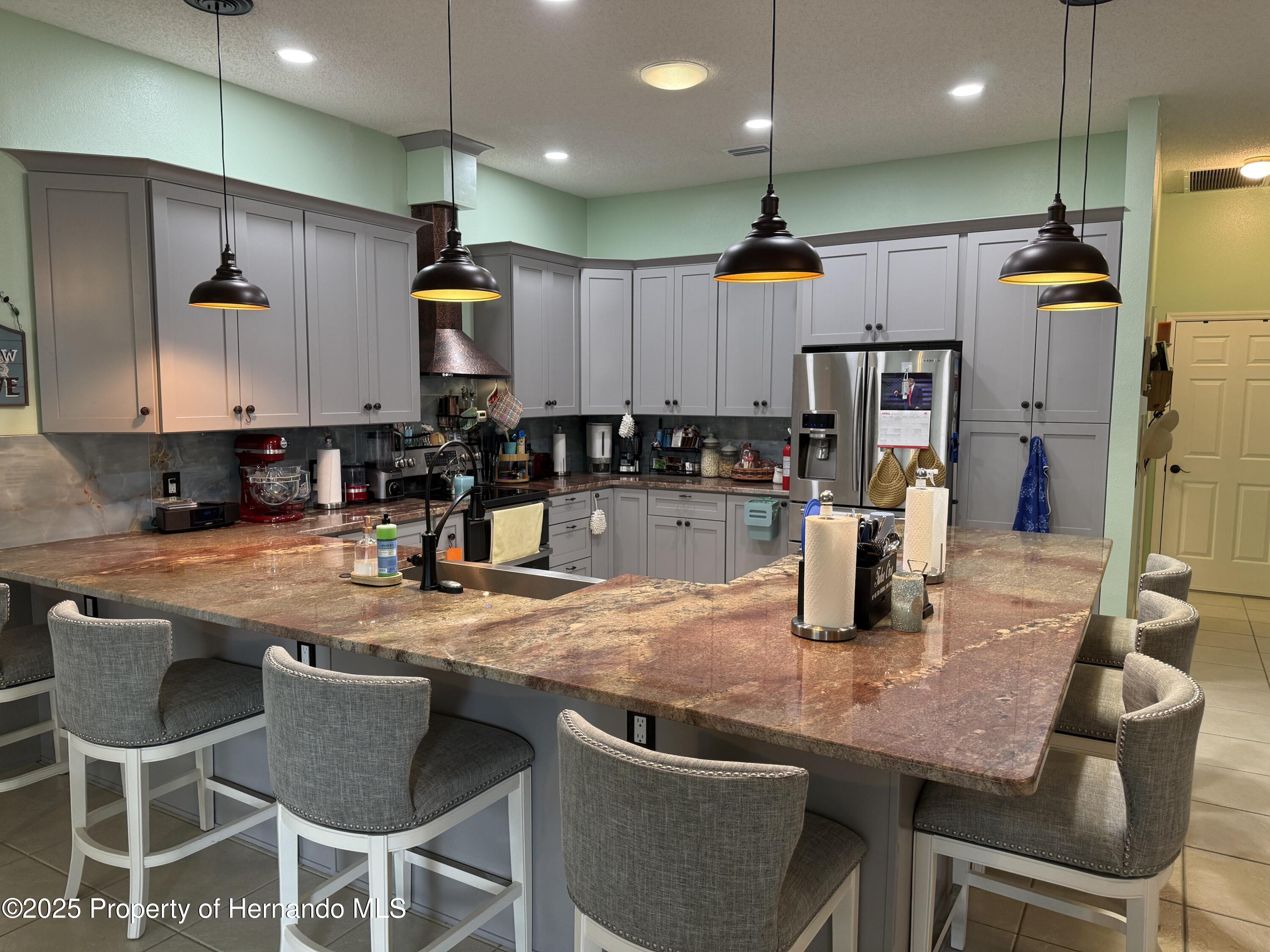 2069 Overbrook Lane, Spring Hill, Florida image 5