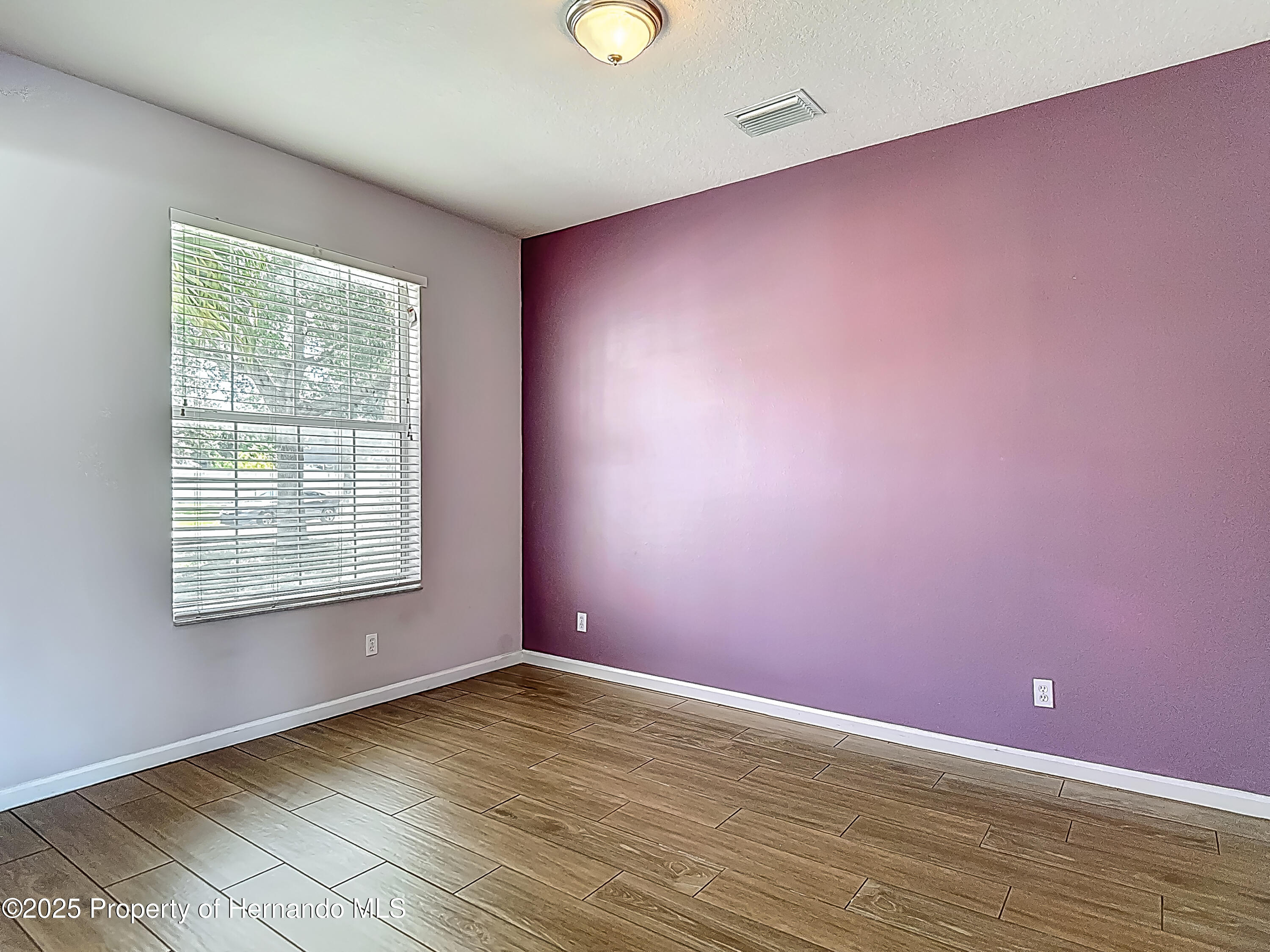 14137 Wake Robin Drive, Brooksville, Florida image 7
