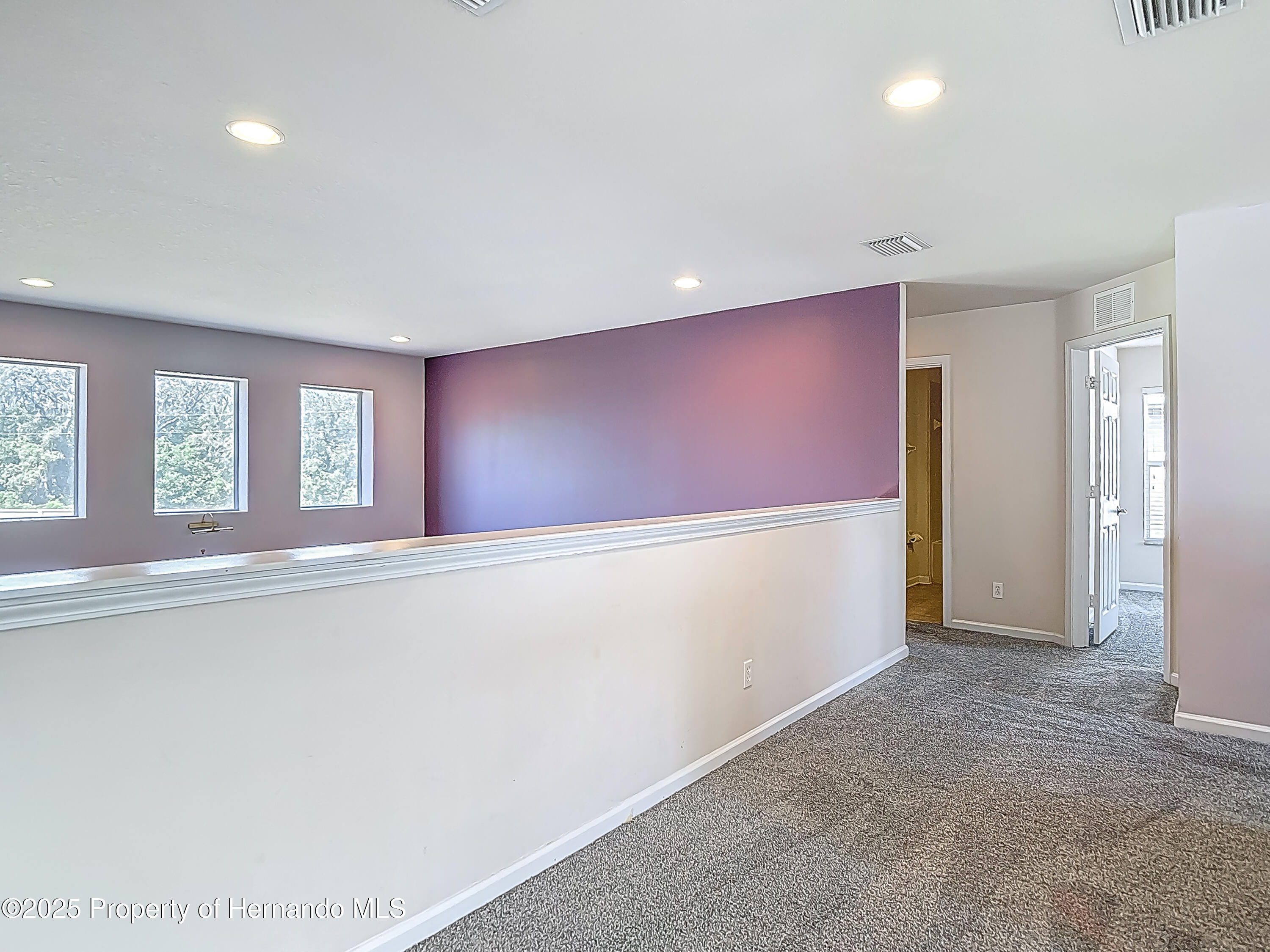 14137 Wake Robin Drive, Brooksville, Florida image 37