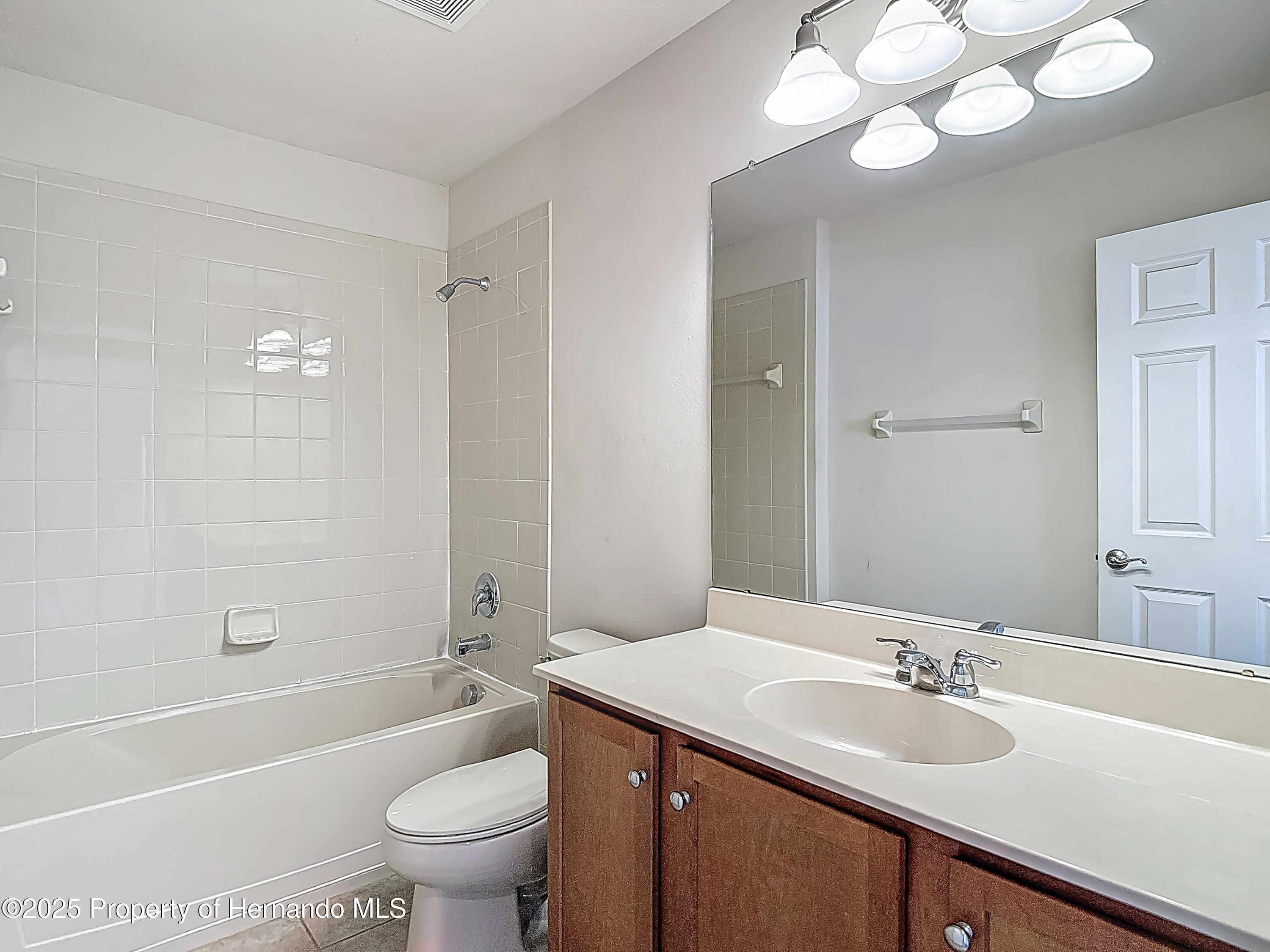14137 Wake Robin Drive, Brooksville, Florida image 48