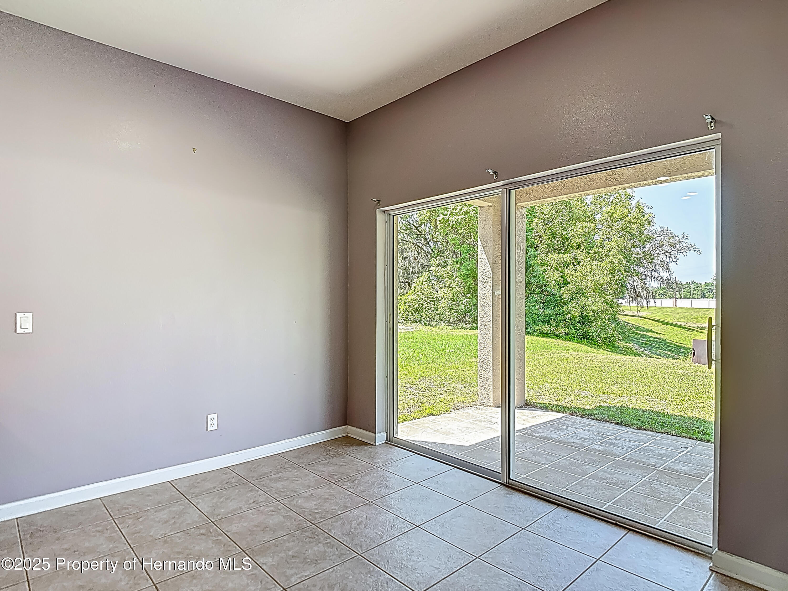 14137 Wake Robin Drive, Brooksville, Florida image 15
