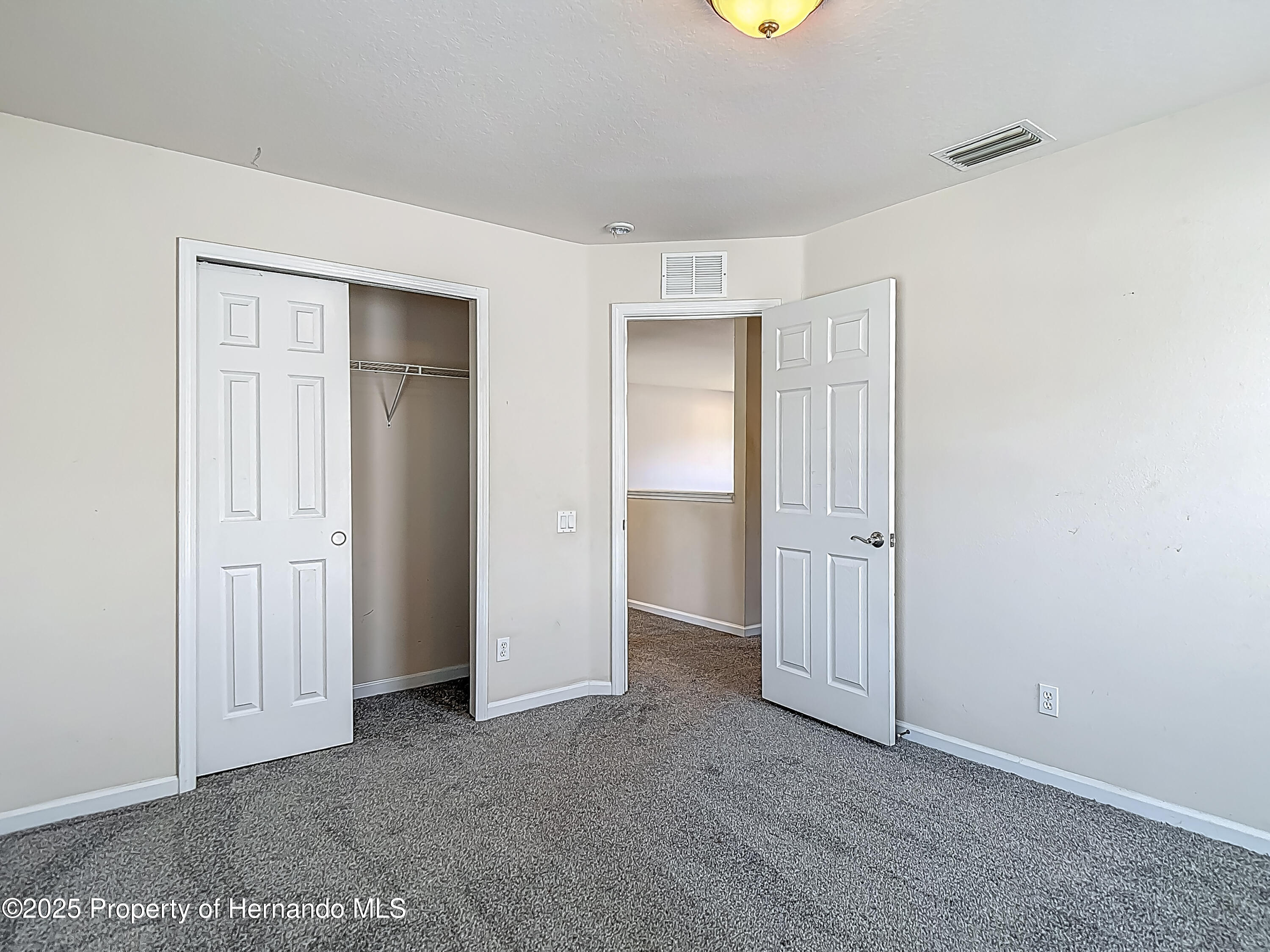 14137 Wake Robin Drive, Brooksville, Florida image 44