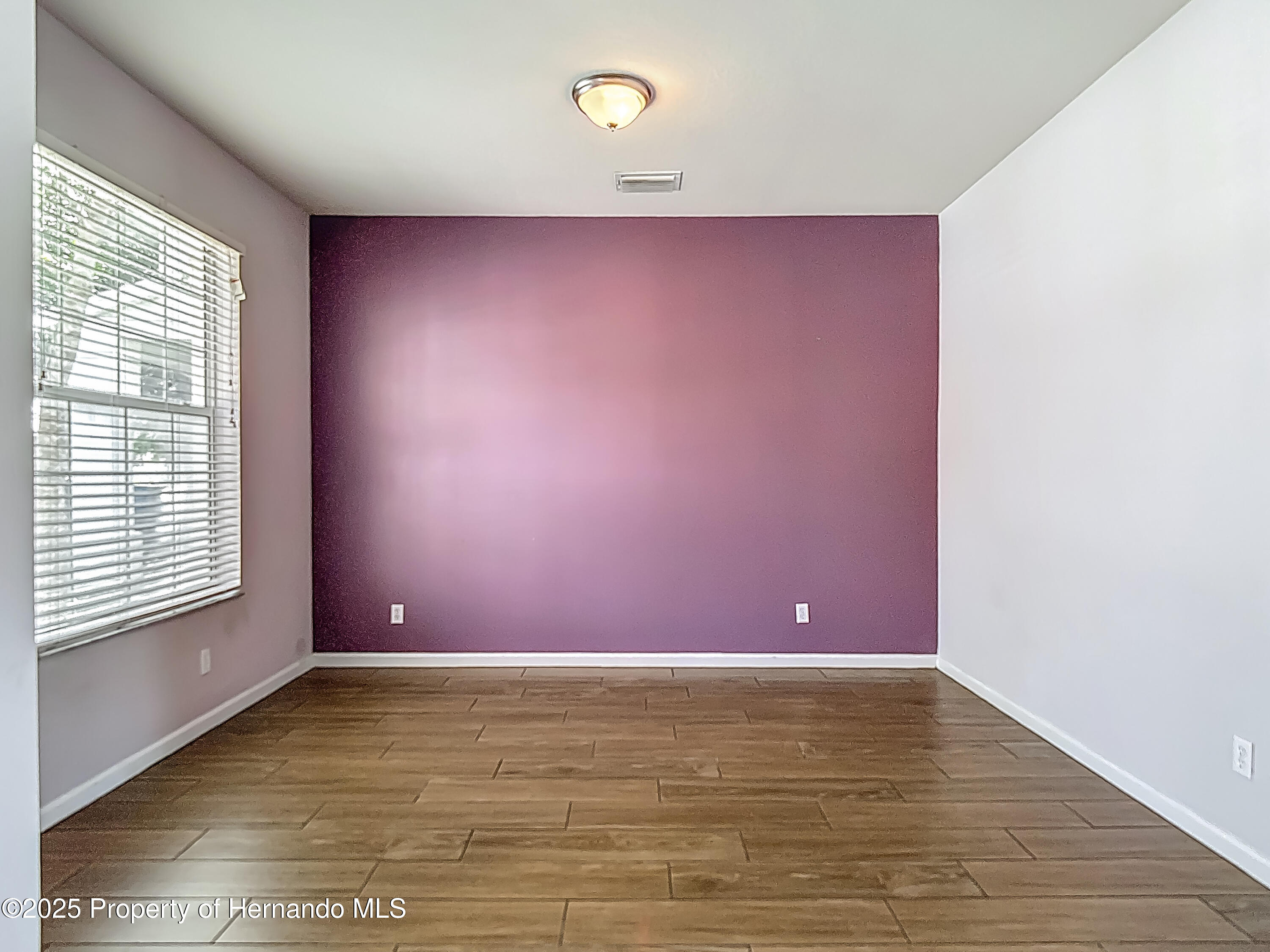 14137 Wake Robin Drive, Brooksville, Florida image 6