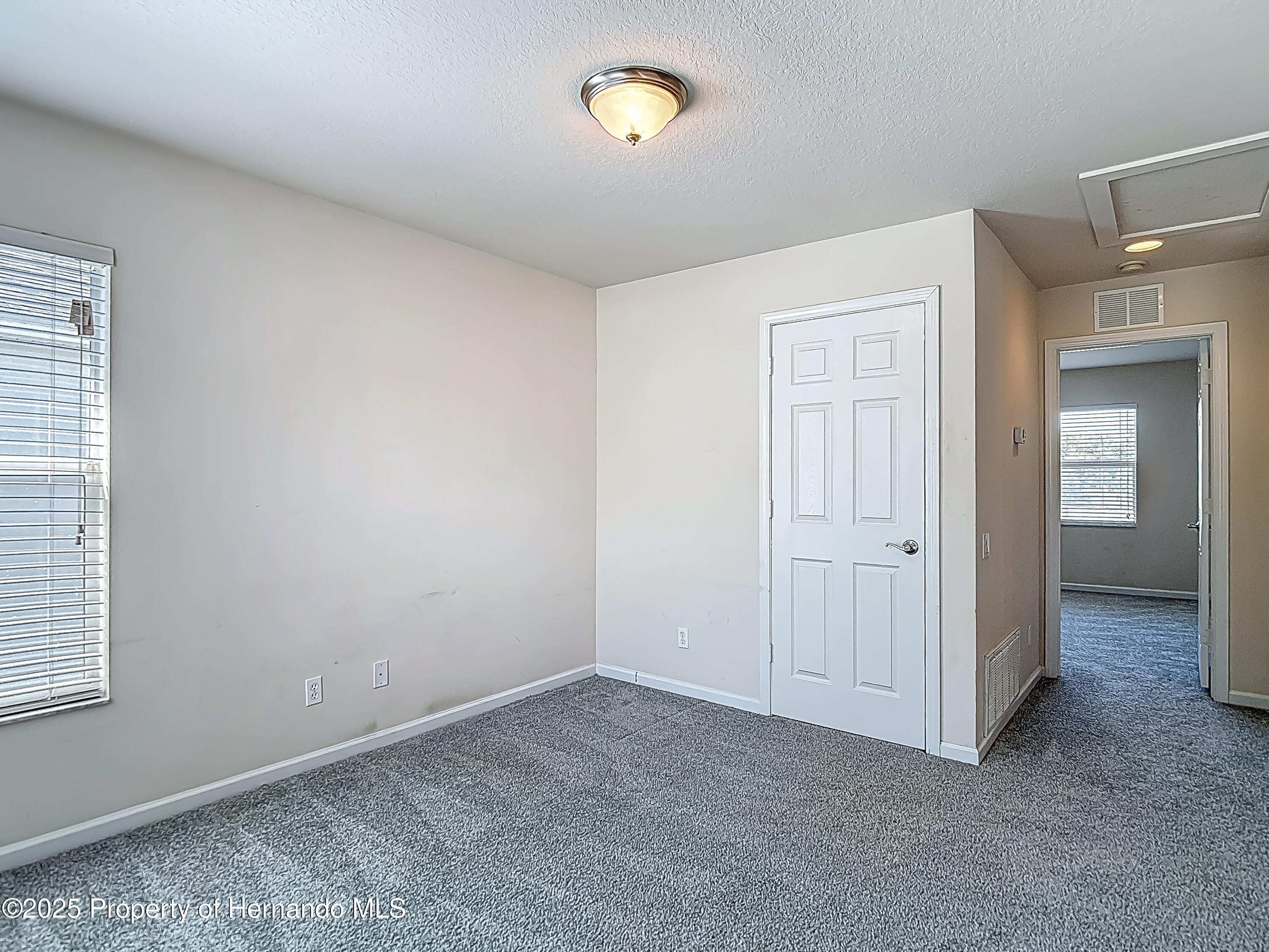 14137 Wake Robin Drive, Brooksville, Florida image 36