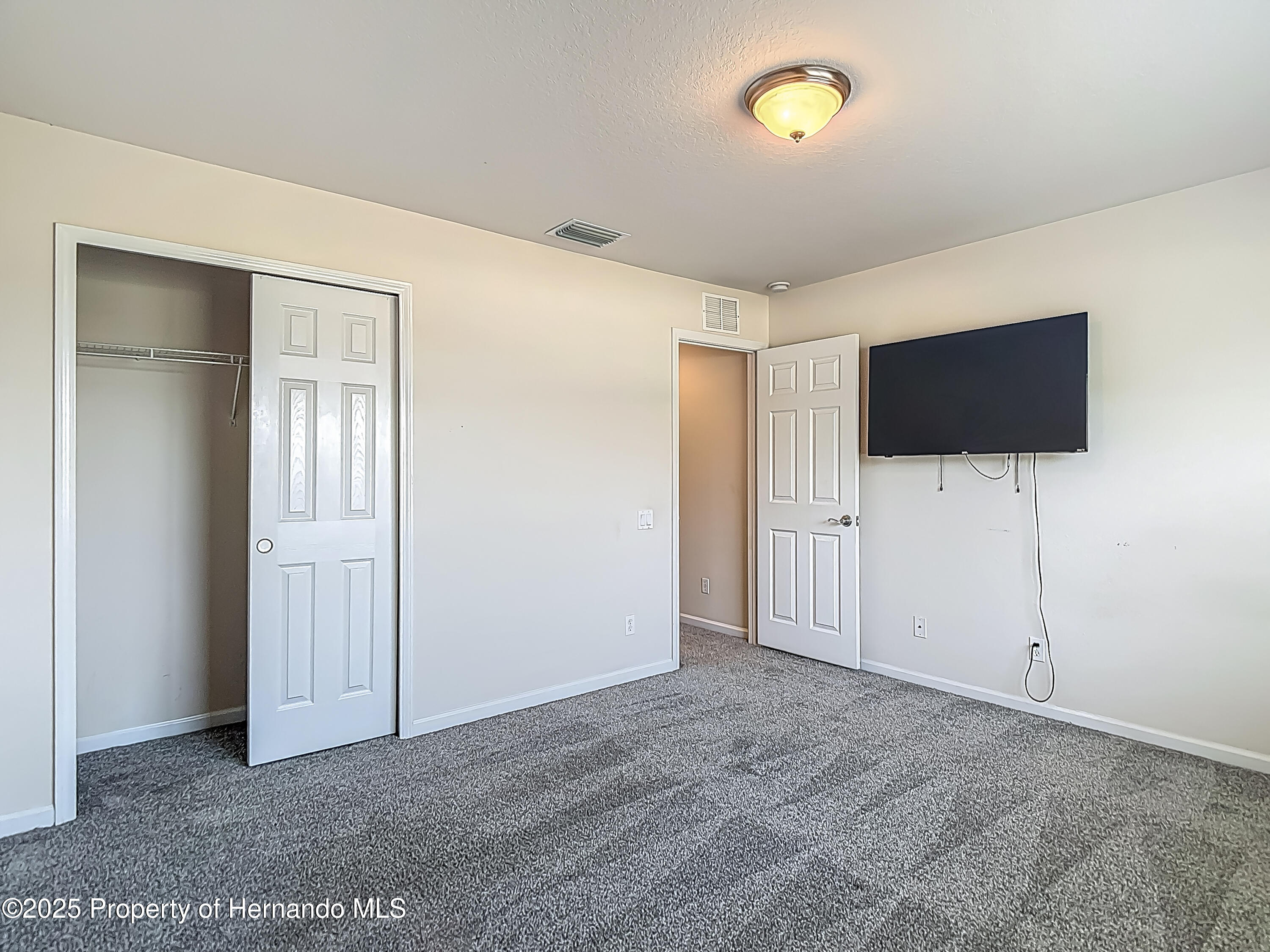 14137 Wake Robin Drive, Brooksville, Florida image 47