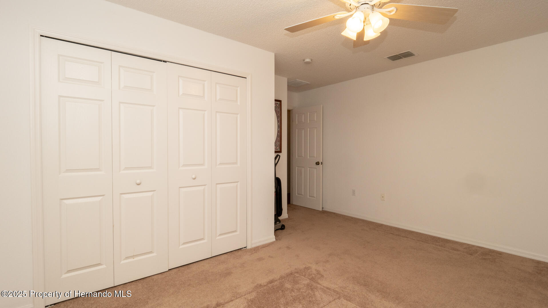 5092 Roble Avenue, Spring Hill, Florida image 24