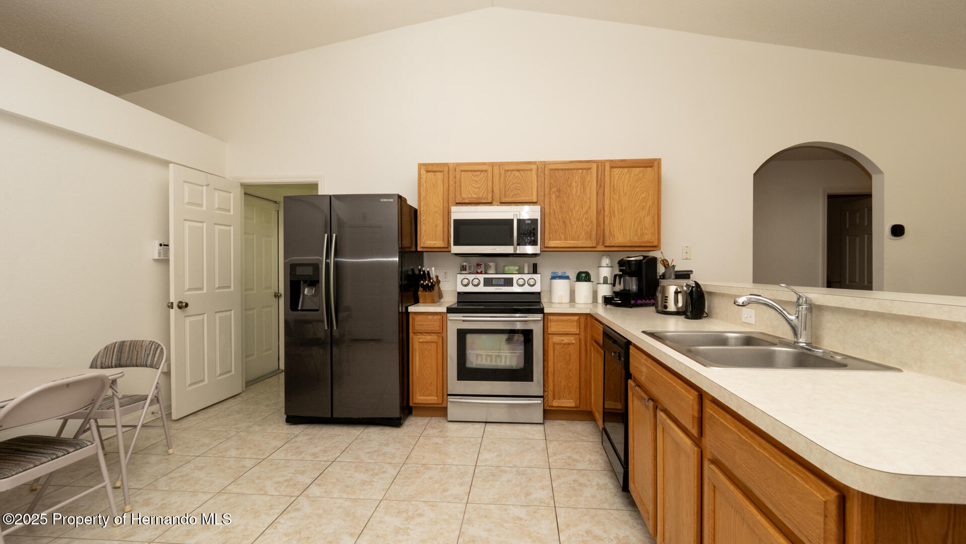 5092 Roble Avenue, Spring Hill, Florida image 8