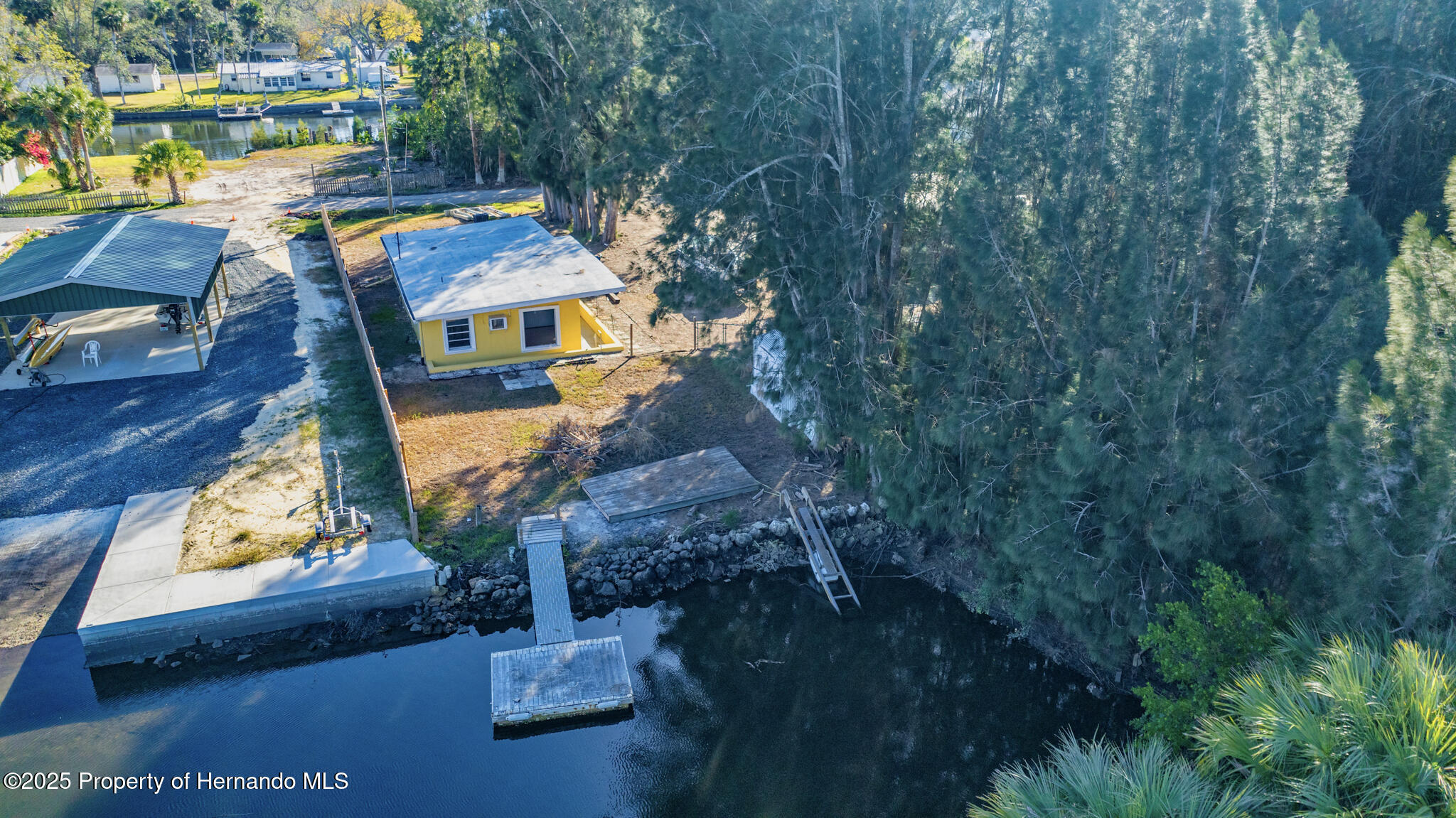 3205 Gulf Drive, Spring Hill, Florida image 8