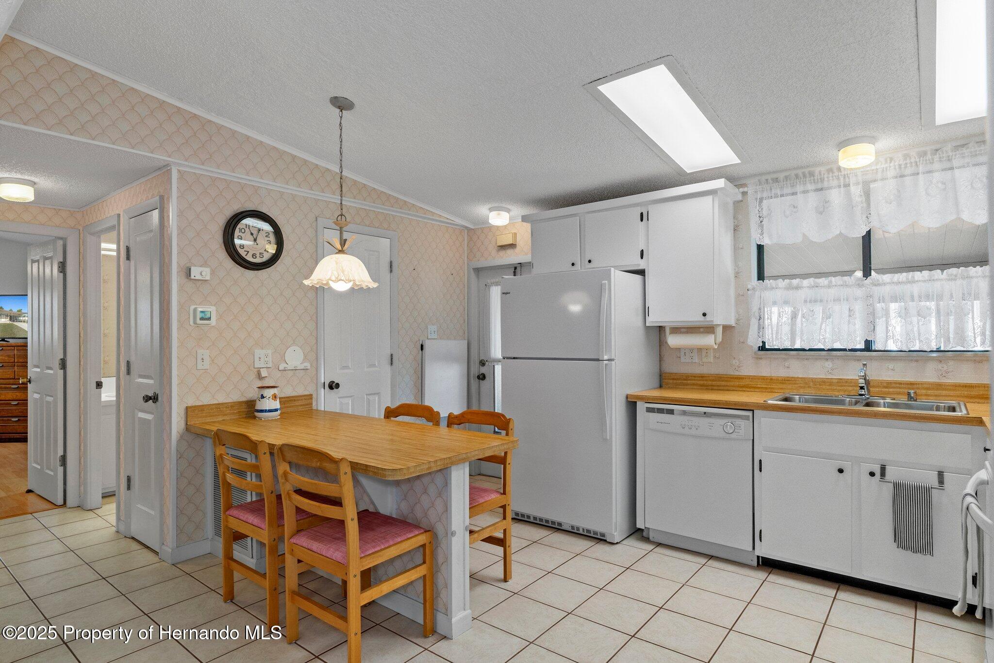 12312 Conde Drive, Brooksville, Florida image 11