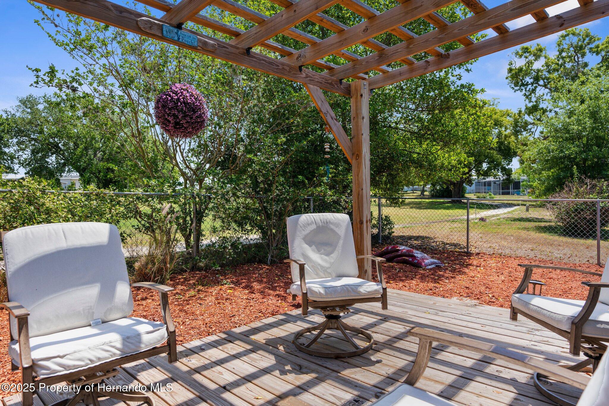 7392 Highpoint Boulevard, Brooksville, Florida image 13