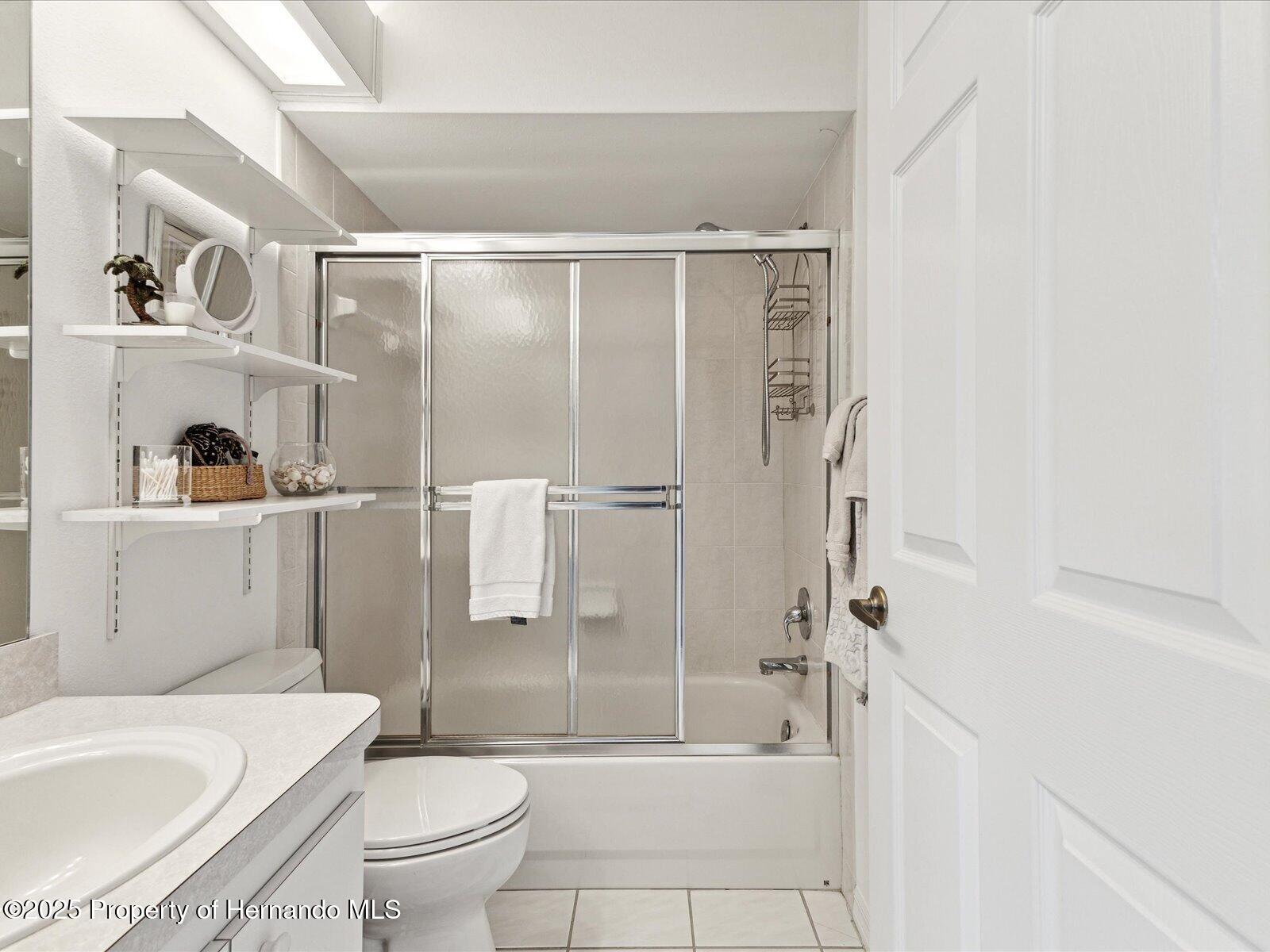 8001 Summerbreeze Terrace, Spring Hill, Florida image 37