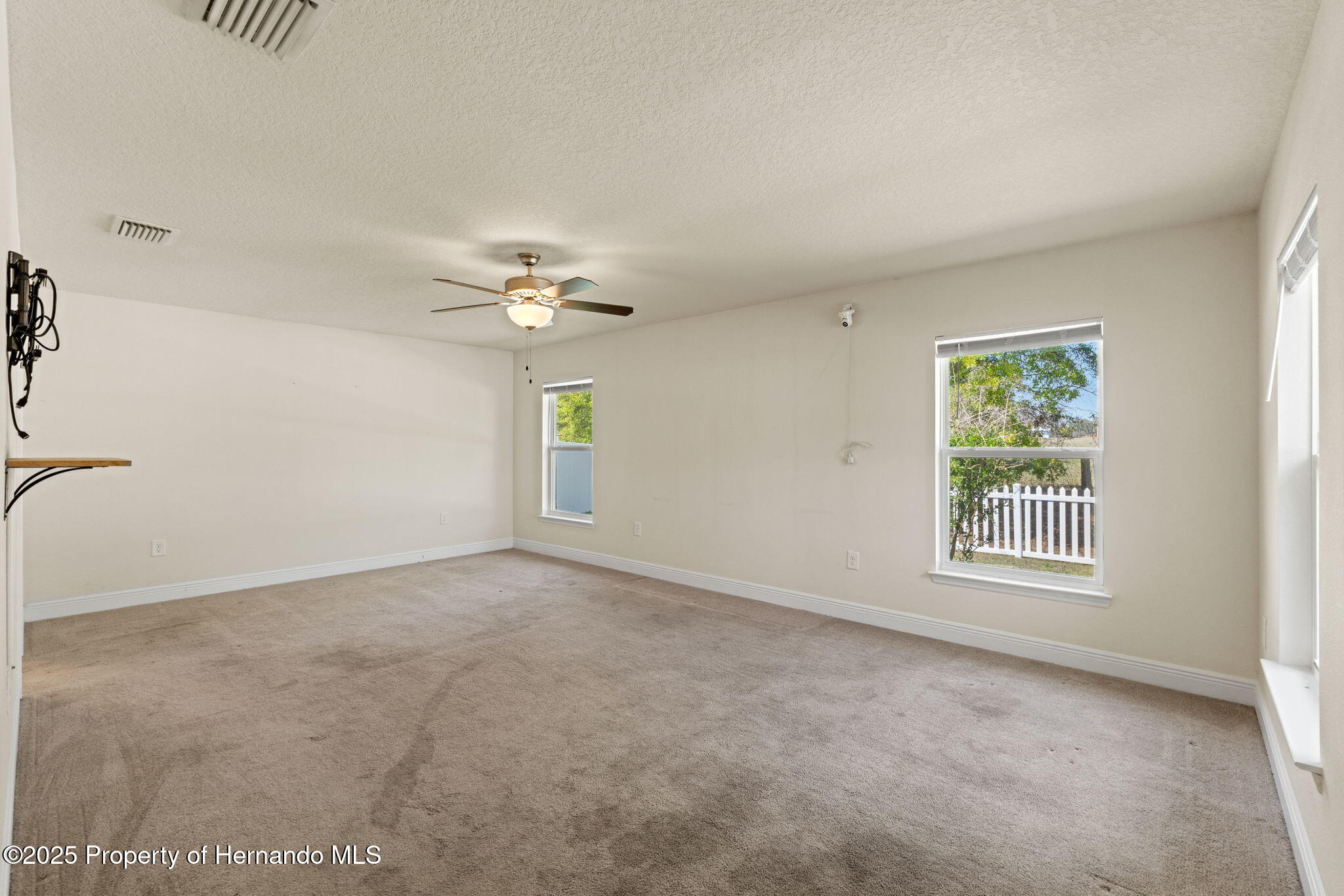 16302 Vine Cliff Avenue, Hudson, Florida image 24