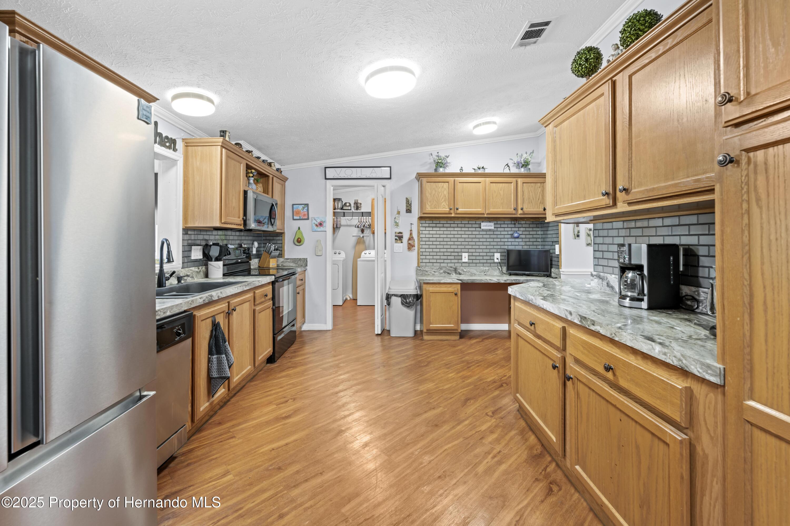 9223 Basil Street, Brooksville, Florida image 32