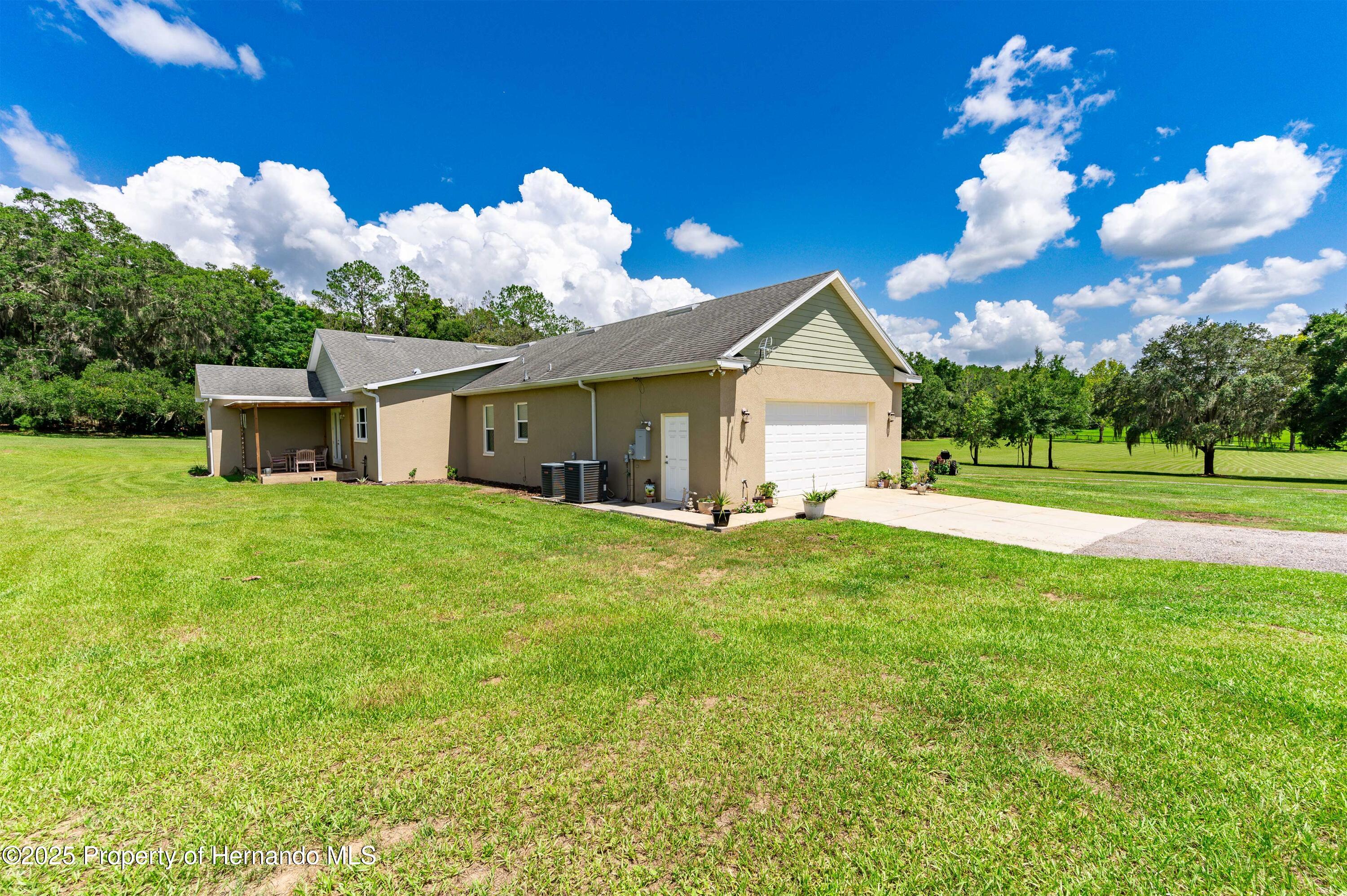 36431 Florrie Mae Lane, Dade City, Florida image 43