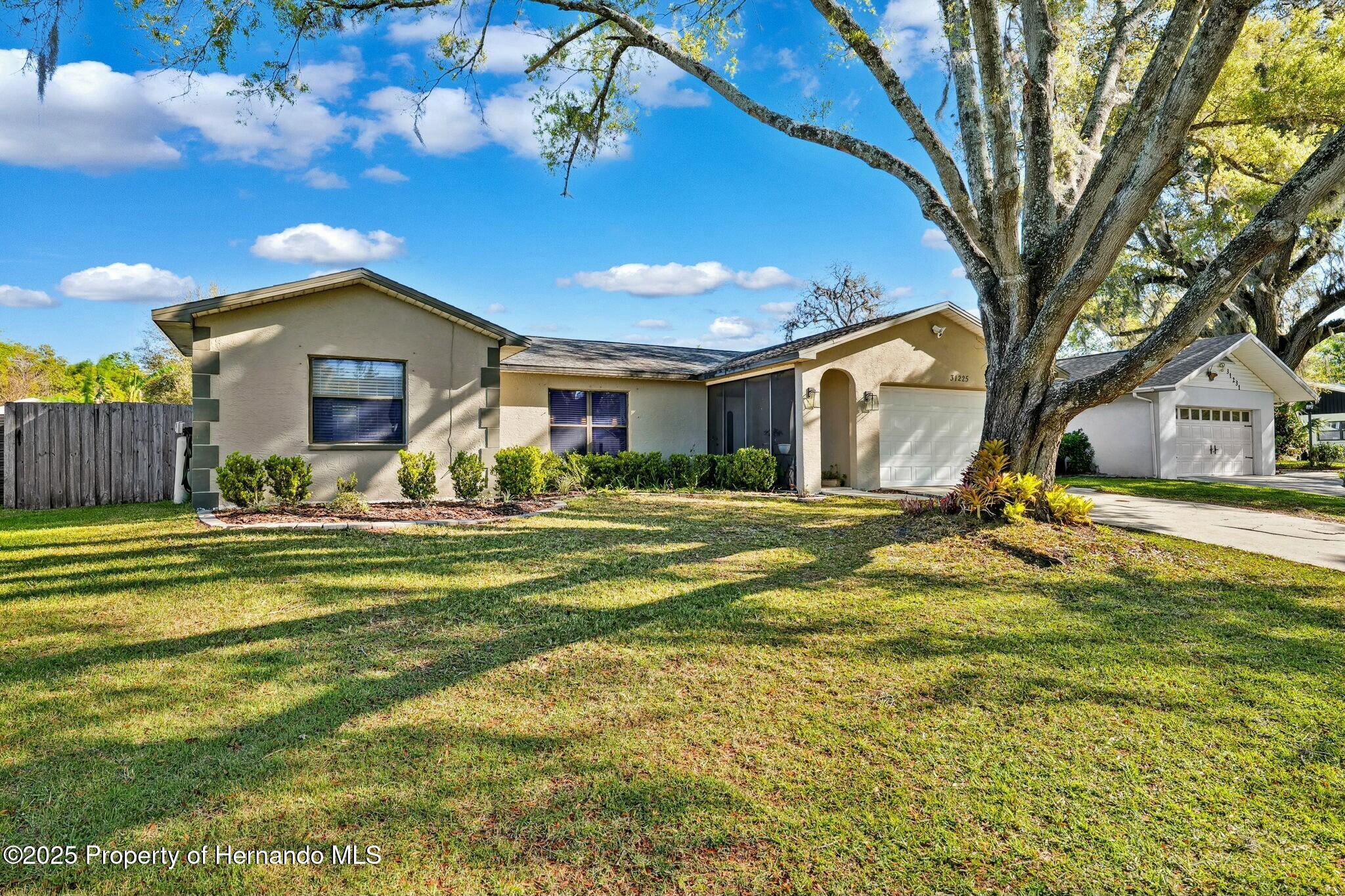 31225 Stoney Brook Drive, Brooksville, Florida image 4