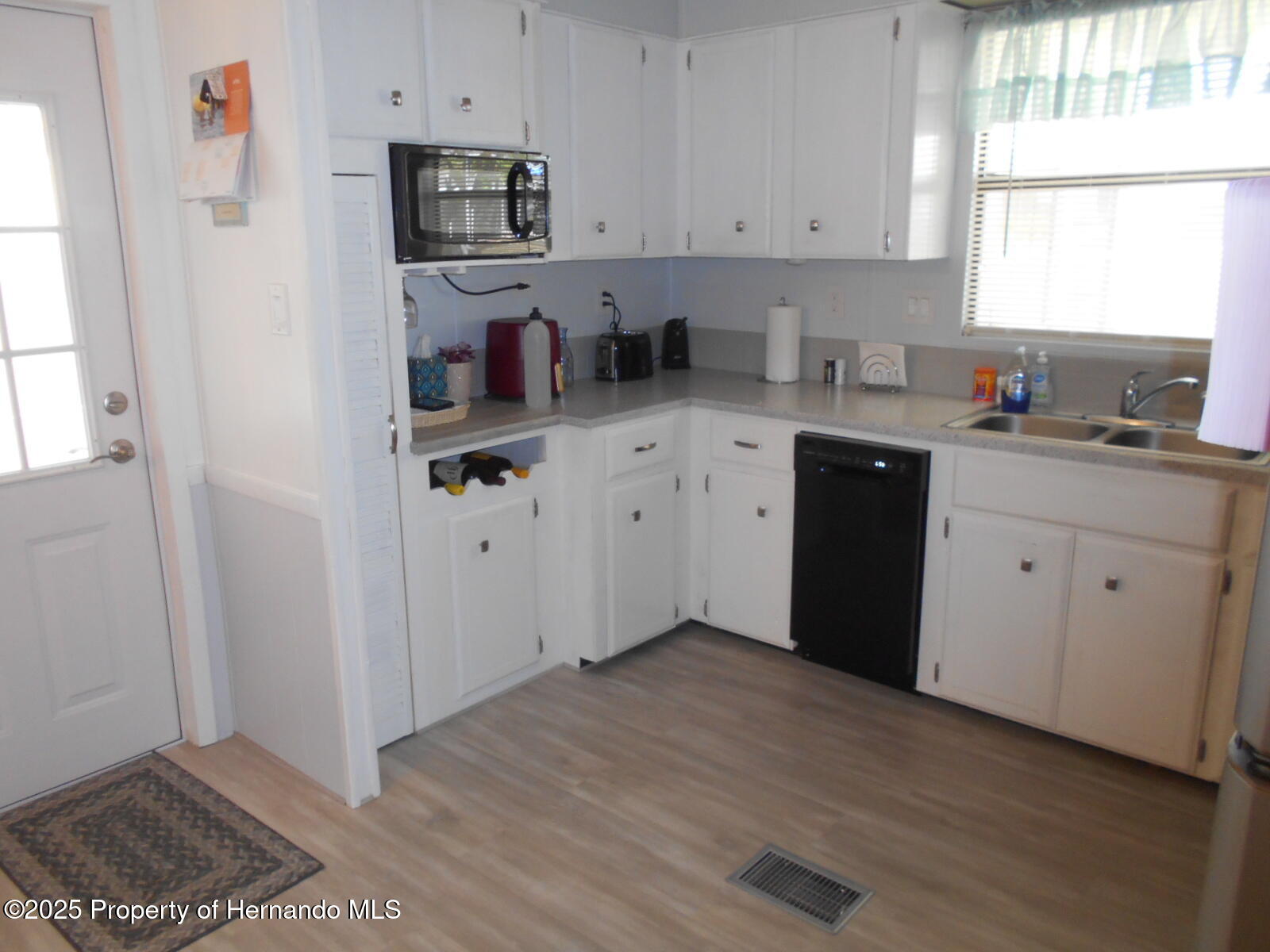 9307 Scepter Avenue, Brooksville, Florida image 24