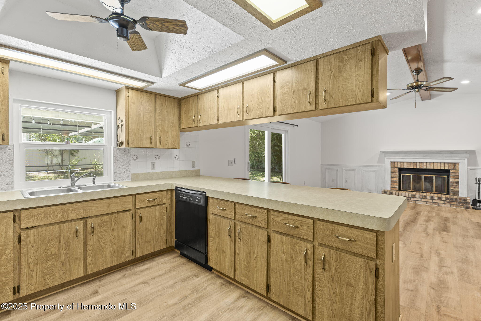 10512 Red Coach Street, Spring Hill, Florida image 14