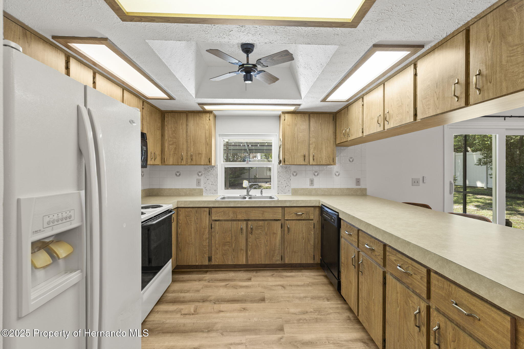 10512 Red Coach Street, Spring Hill, Florida image 13